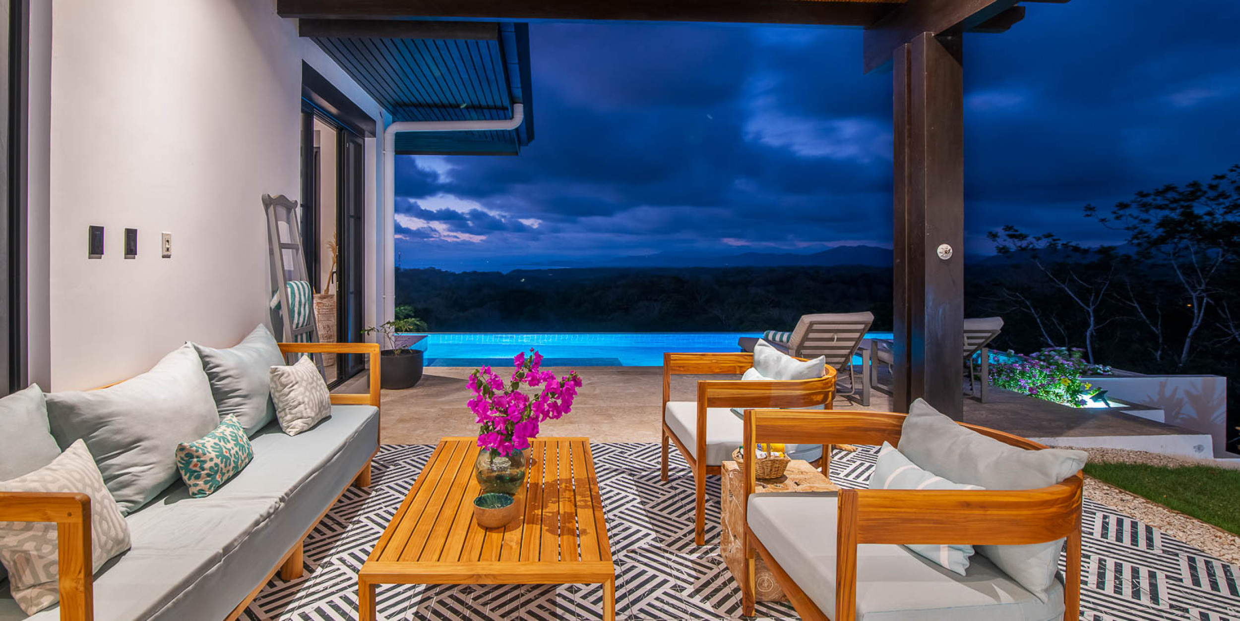 Luxury Oceanview Villa for Sale in Santa Teresa, Costa Rica – USD $2,950,000