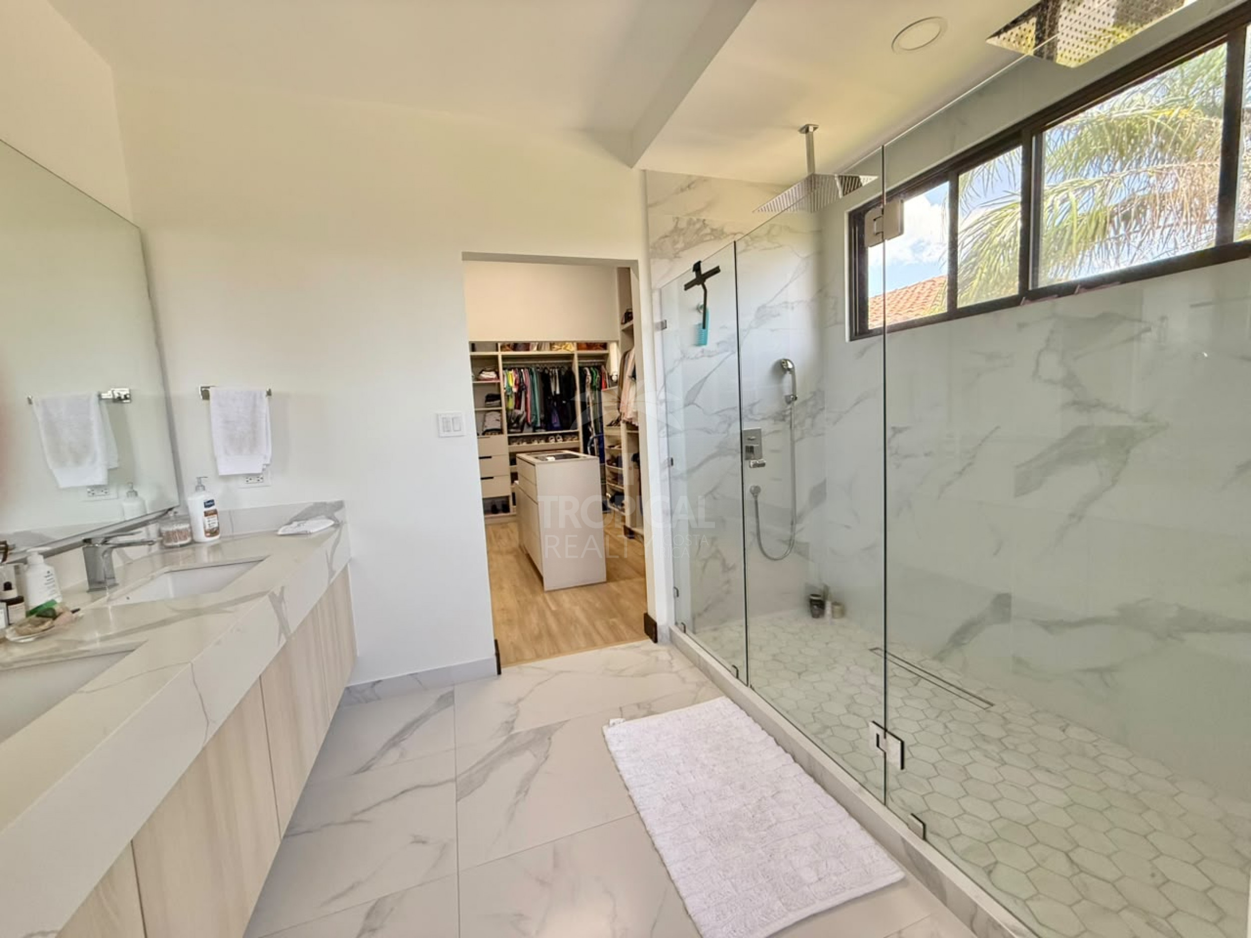 Modern Home in Condominium, Río Oro, Santa Ana | For Sale or Rent