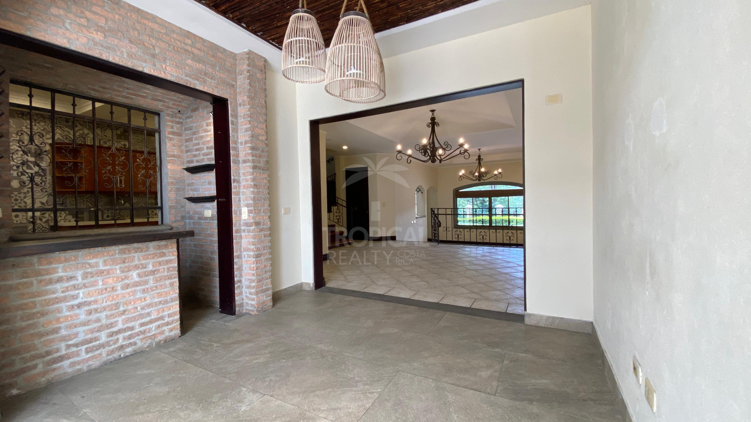 House for Sale in Vistas de Pereira, Guachipelín Norte,