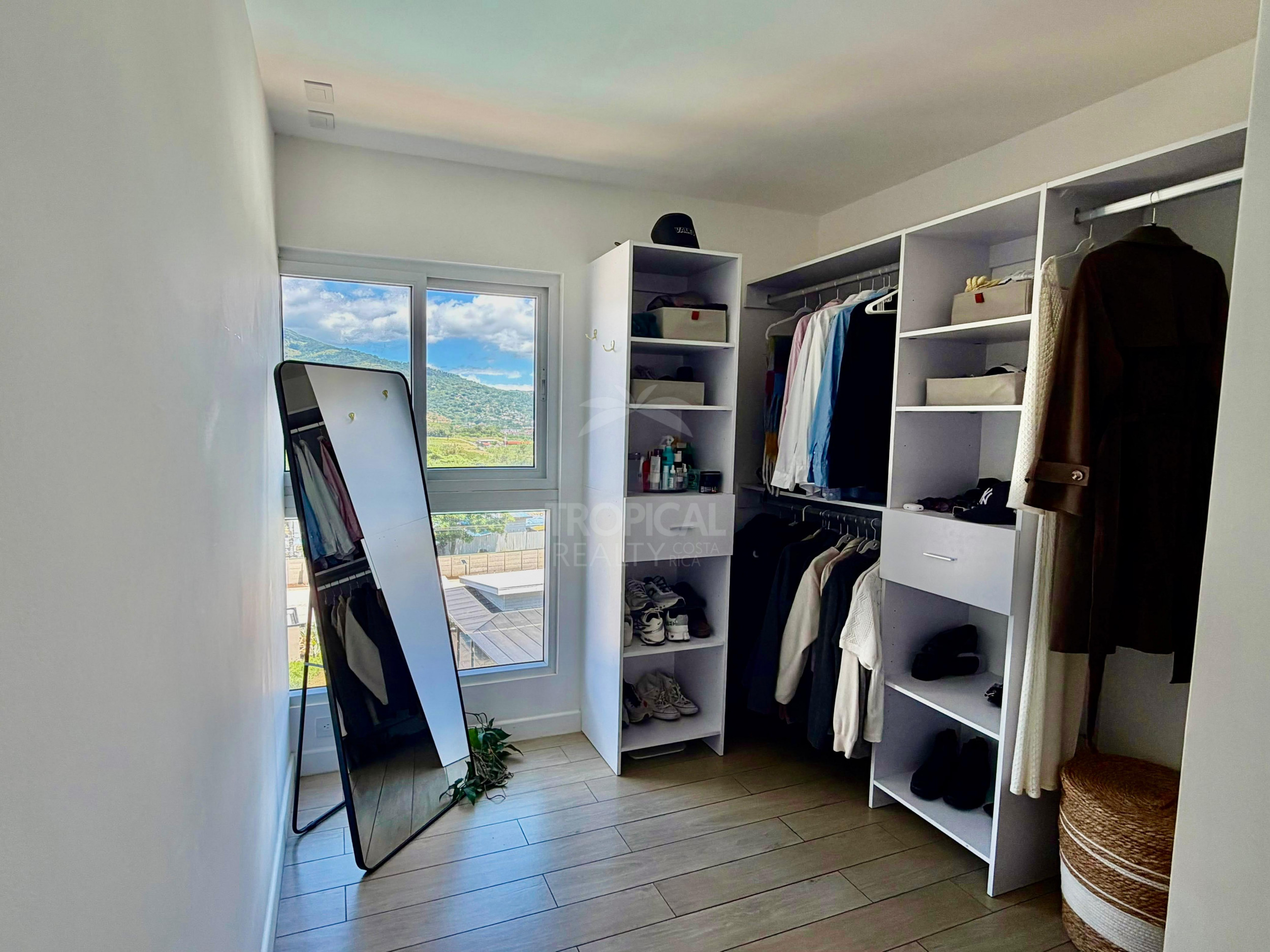 Fully Furnished Apartment for Sale Concasa – Alajuela