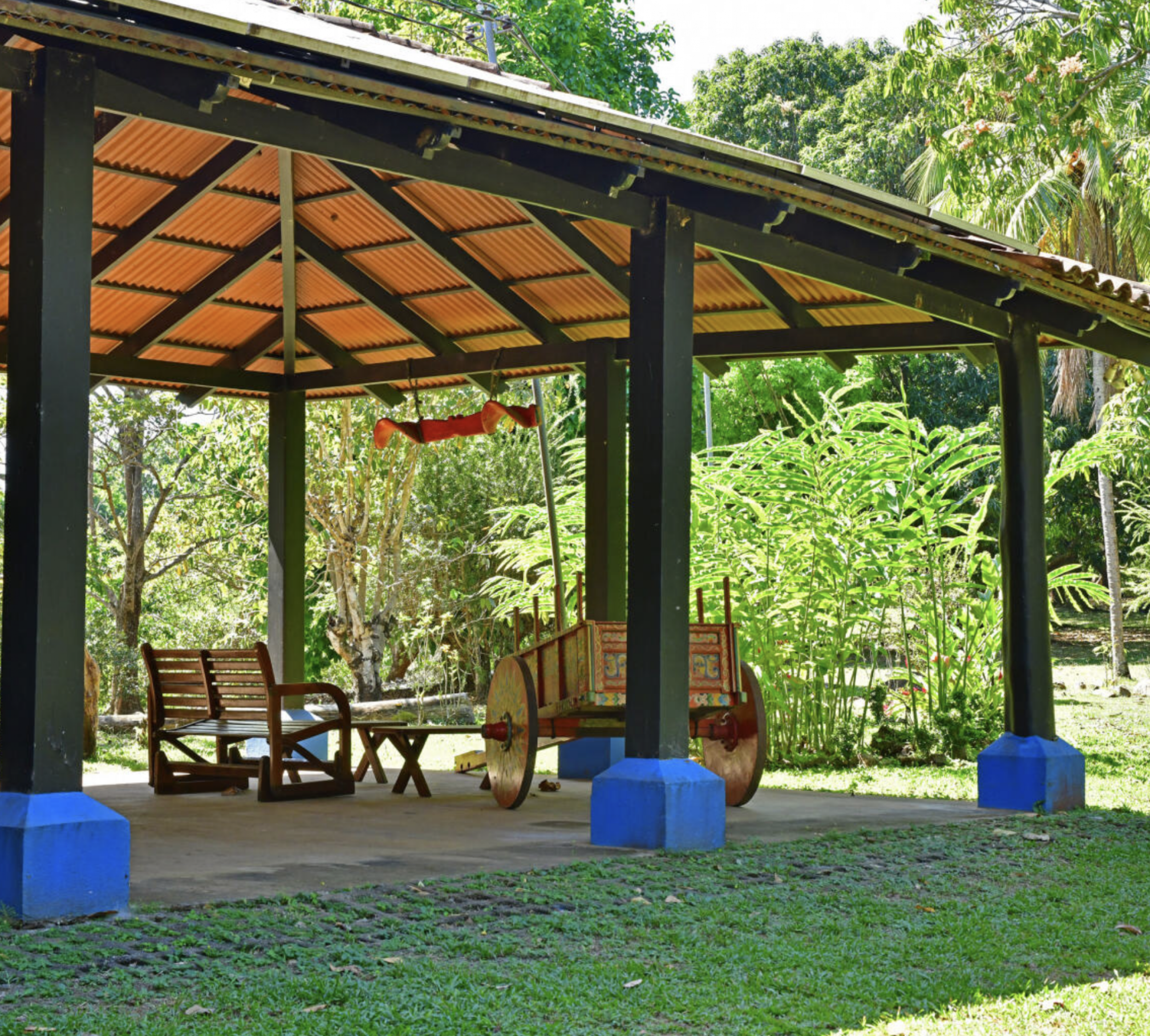 Exclusive Luxury Estate for Sale in Turrubares –  SOLD