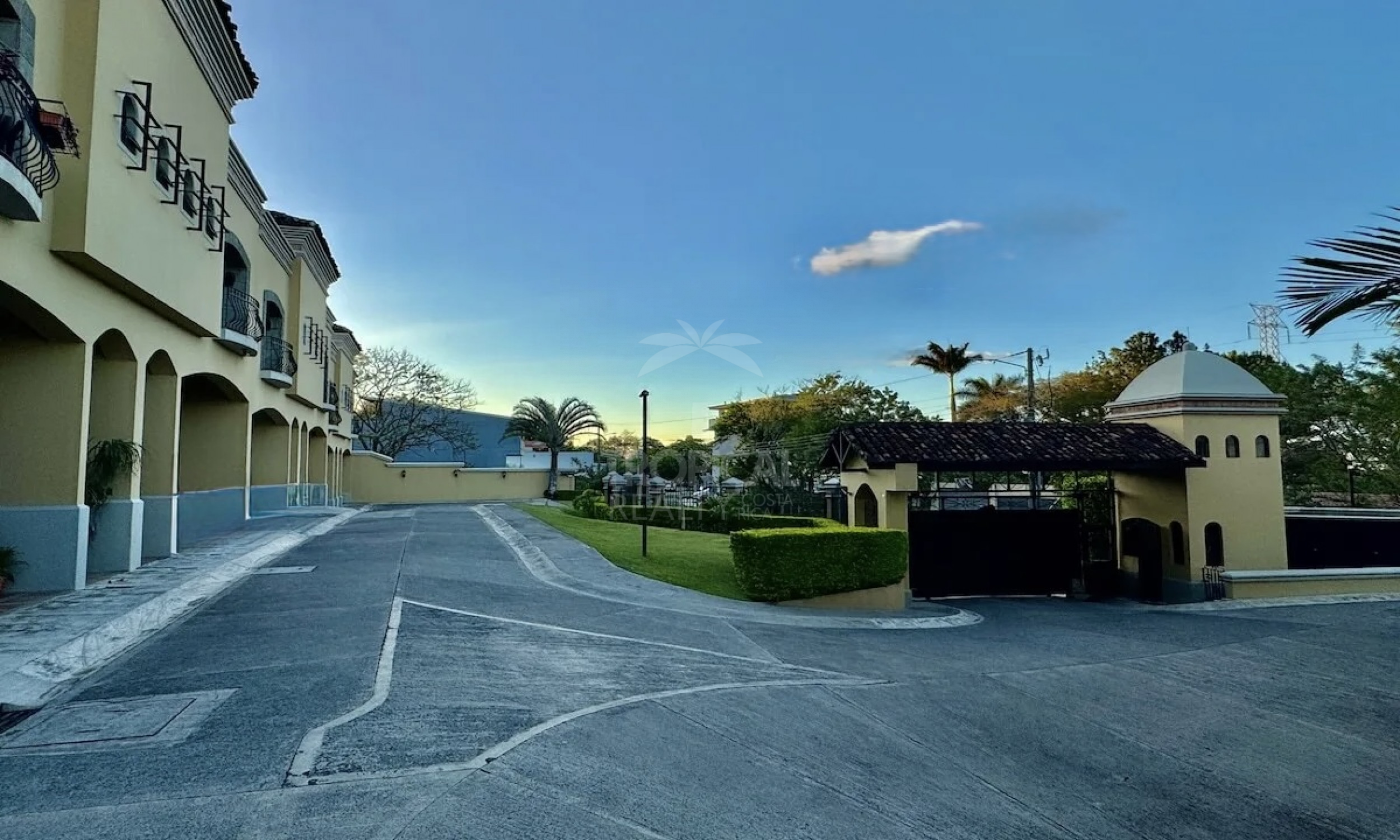House for Sale in Vistas de Pereira, Guachipelín Norte,