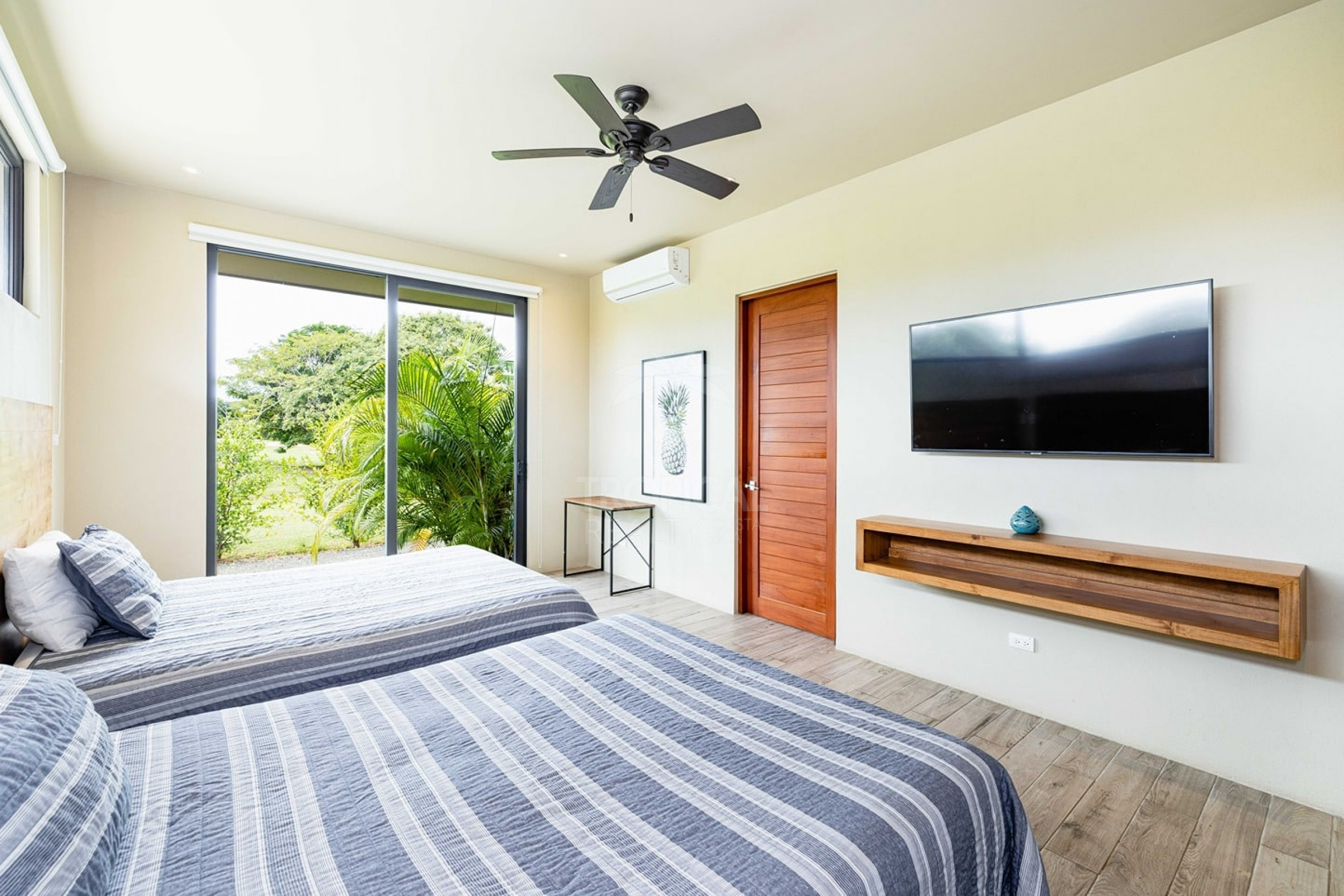 Luxury Golf Front Home in Hacienda Pinilla – Contemporary Tropical Design with Private Pool