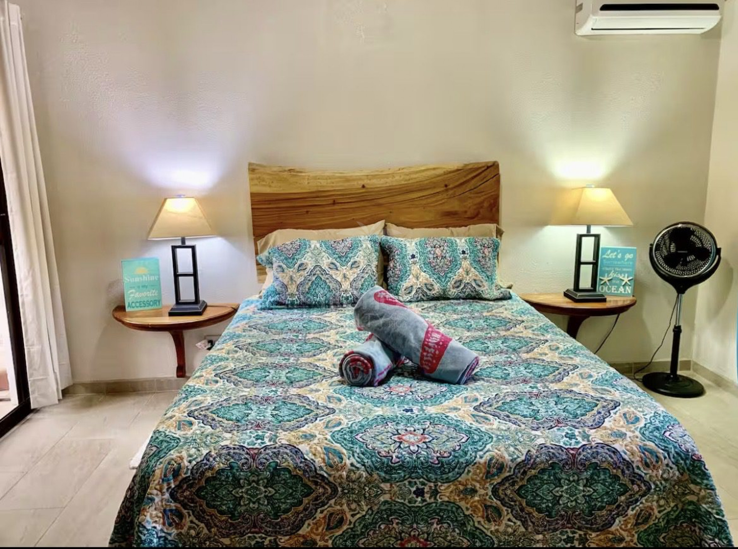 Renovated Townhome for Sale in Tamarindo – Walking Distance to the Beach and Excellent Investment Opportunity