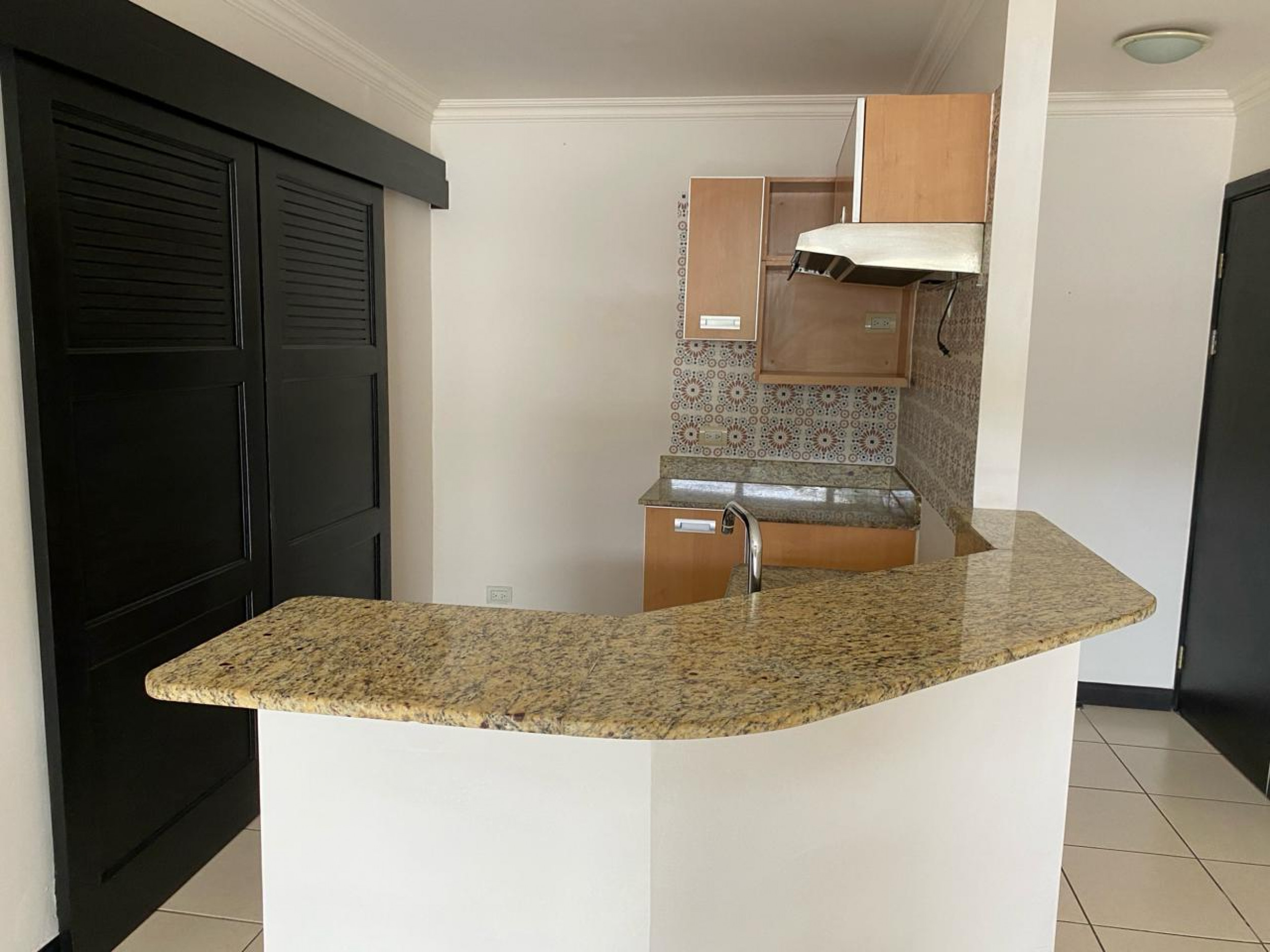 Apartment for Sale in Avalon Country - 2nd Floor with Mountain View