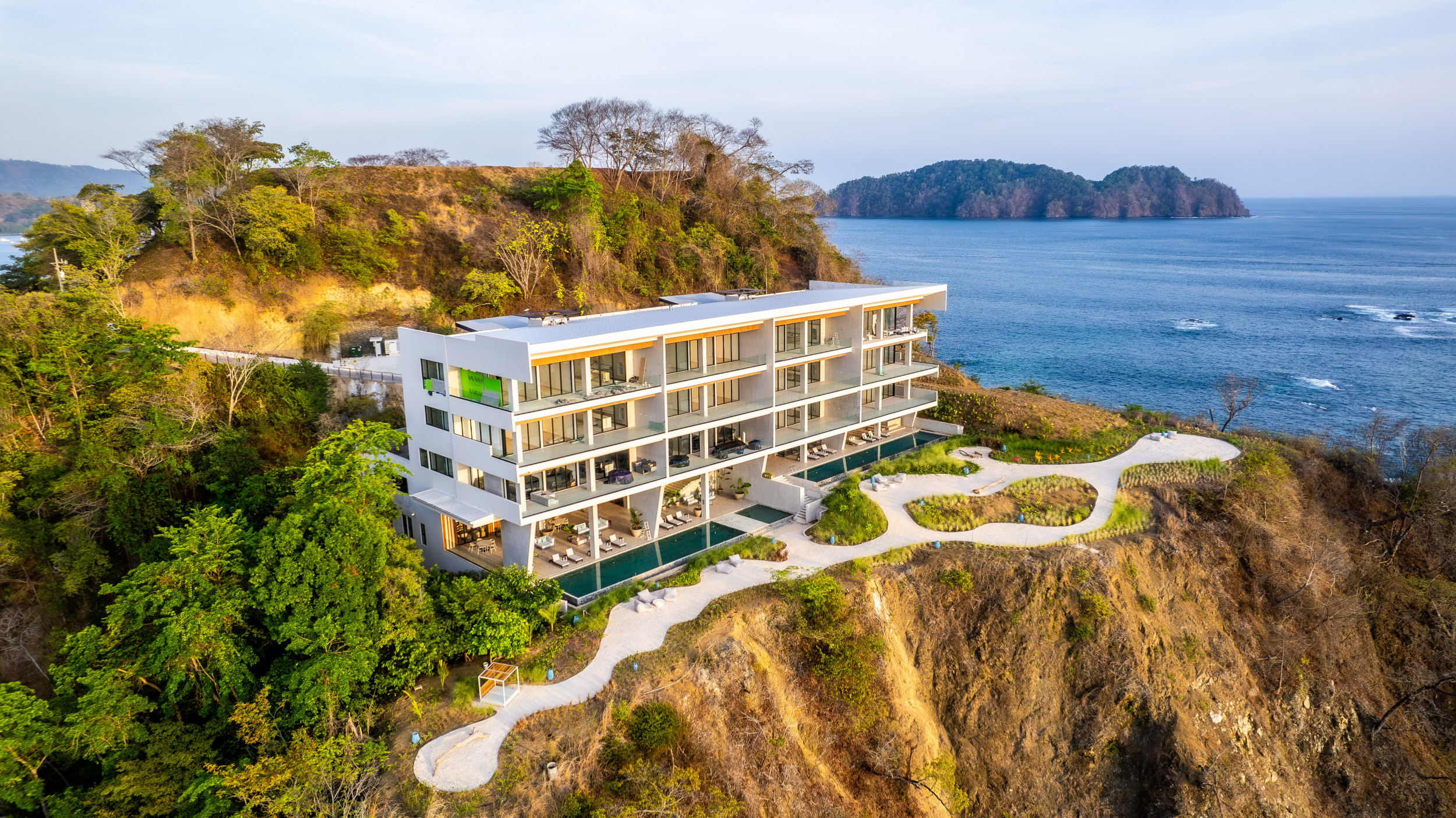Luxurious Beachfront Apartment for Sale in Herradura, Puntarenas: Nerea Apartments