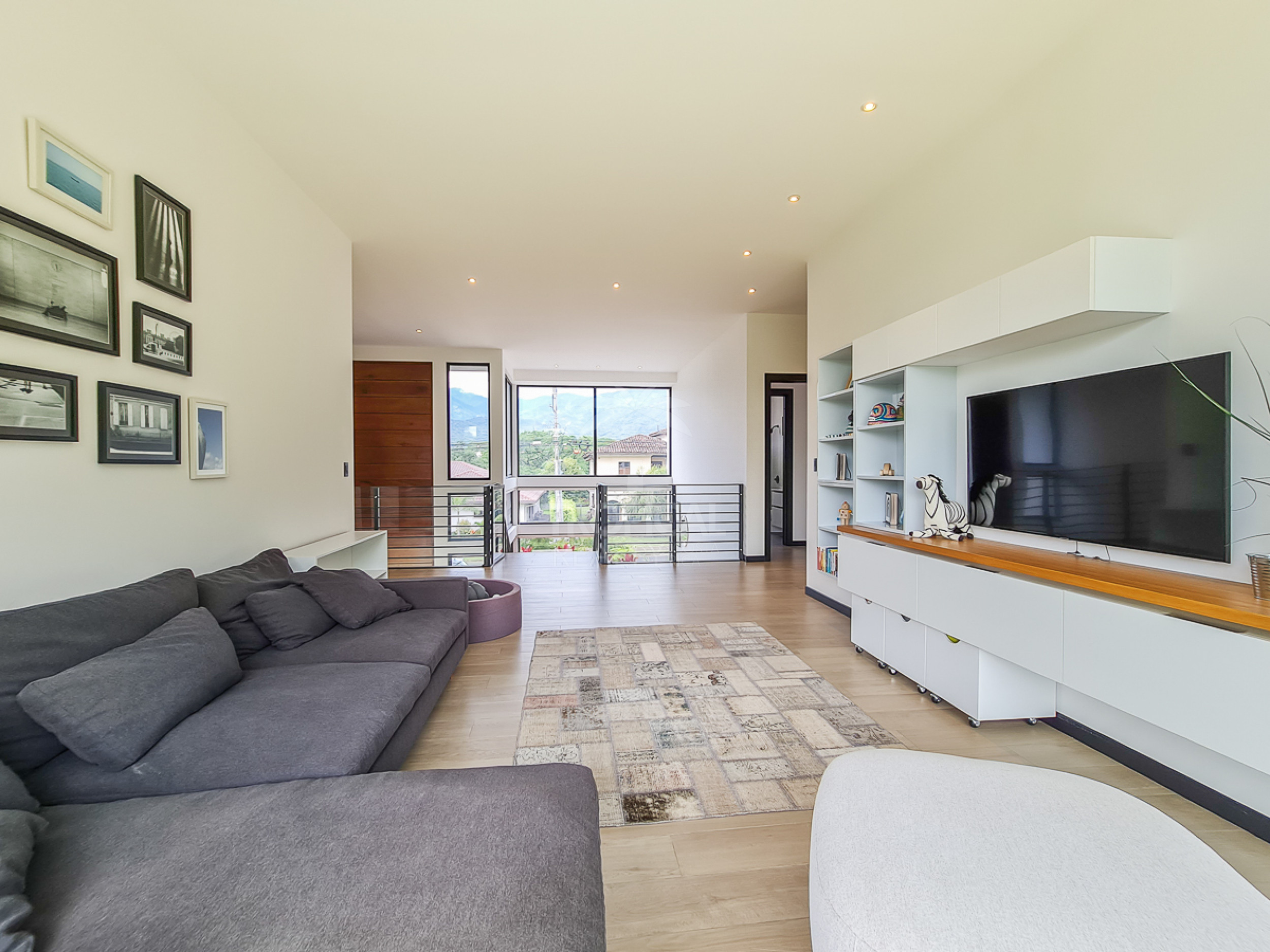 House for sale Valle Del Sol, Santa Ana