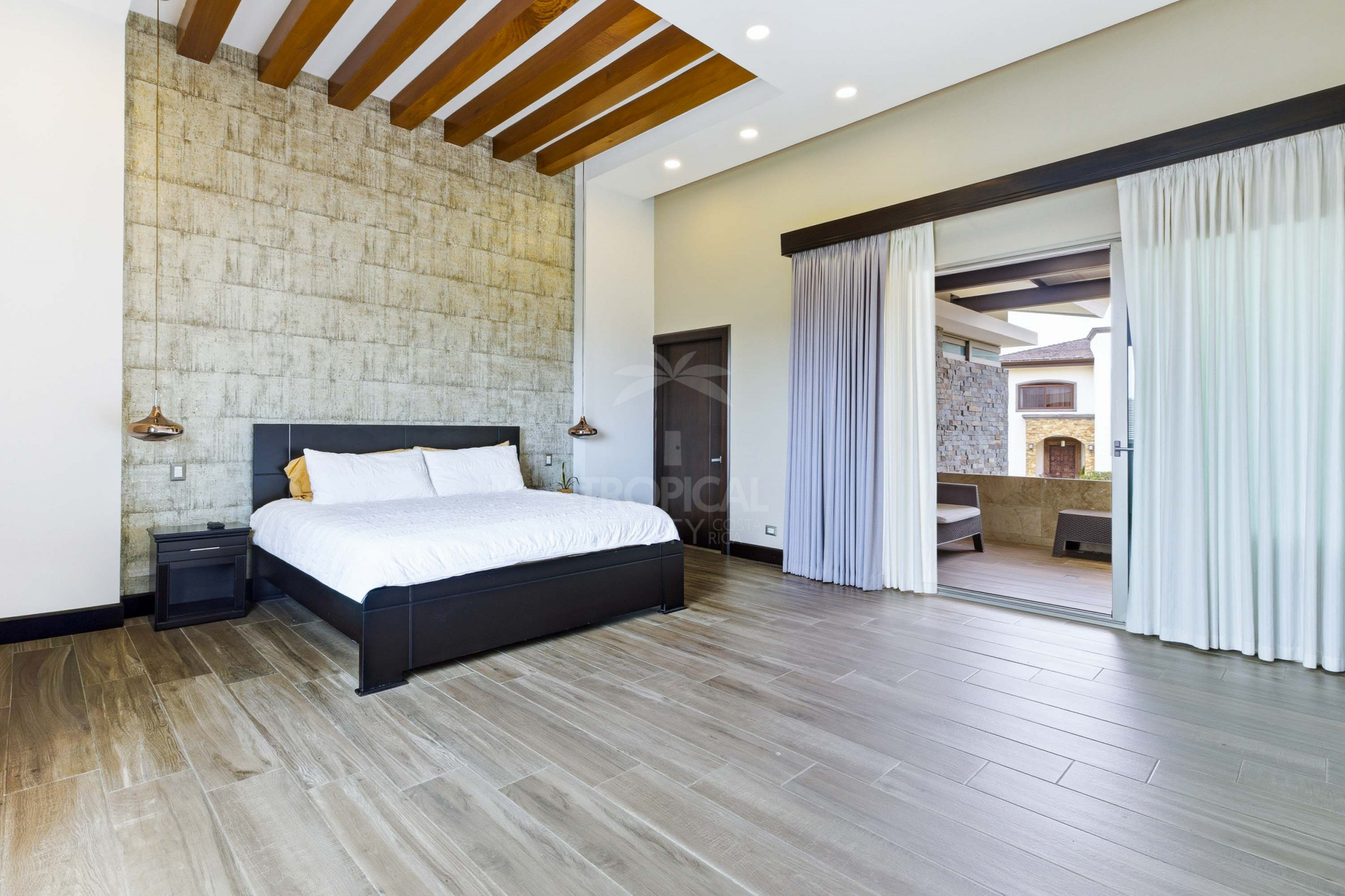 Luxury Contemporary Residence in Hacienda Espinal – Exceptional Spaces for Elevated Living