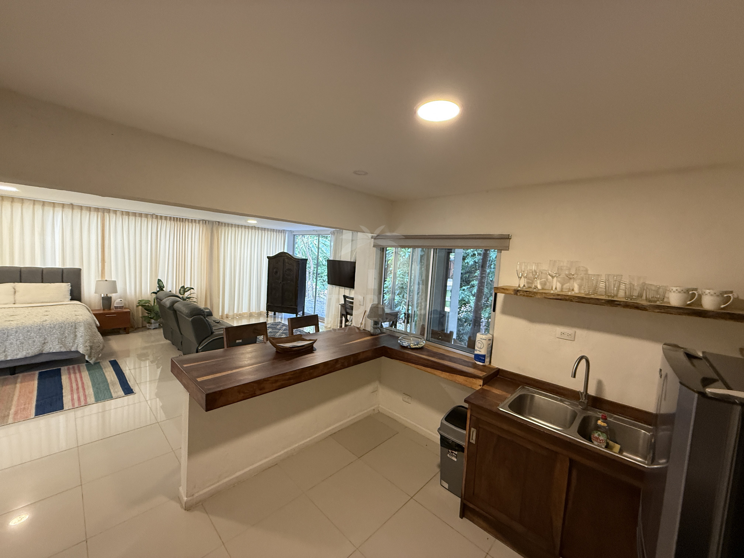 Studio Near the Sea in Playa Potrero – rental with Utilities Included