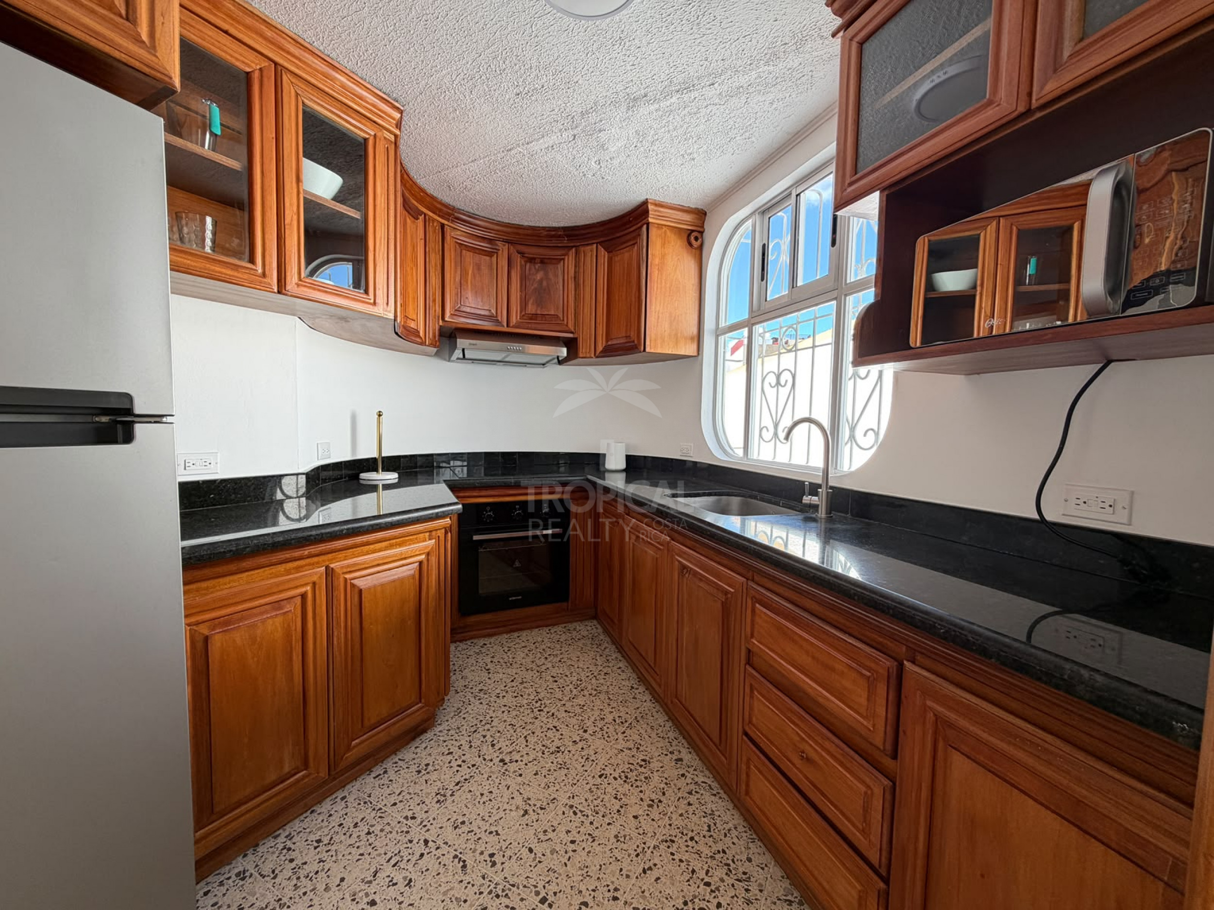 Fully Furnished Apartment for Rent in Rohrmoser, San José