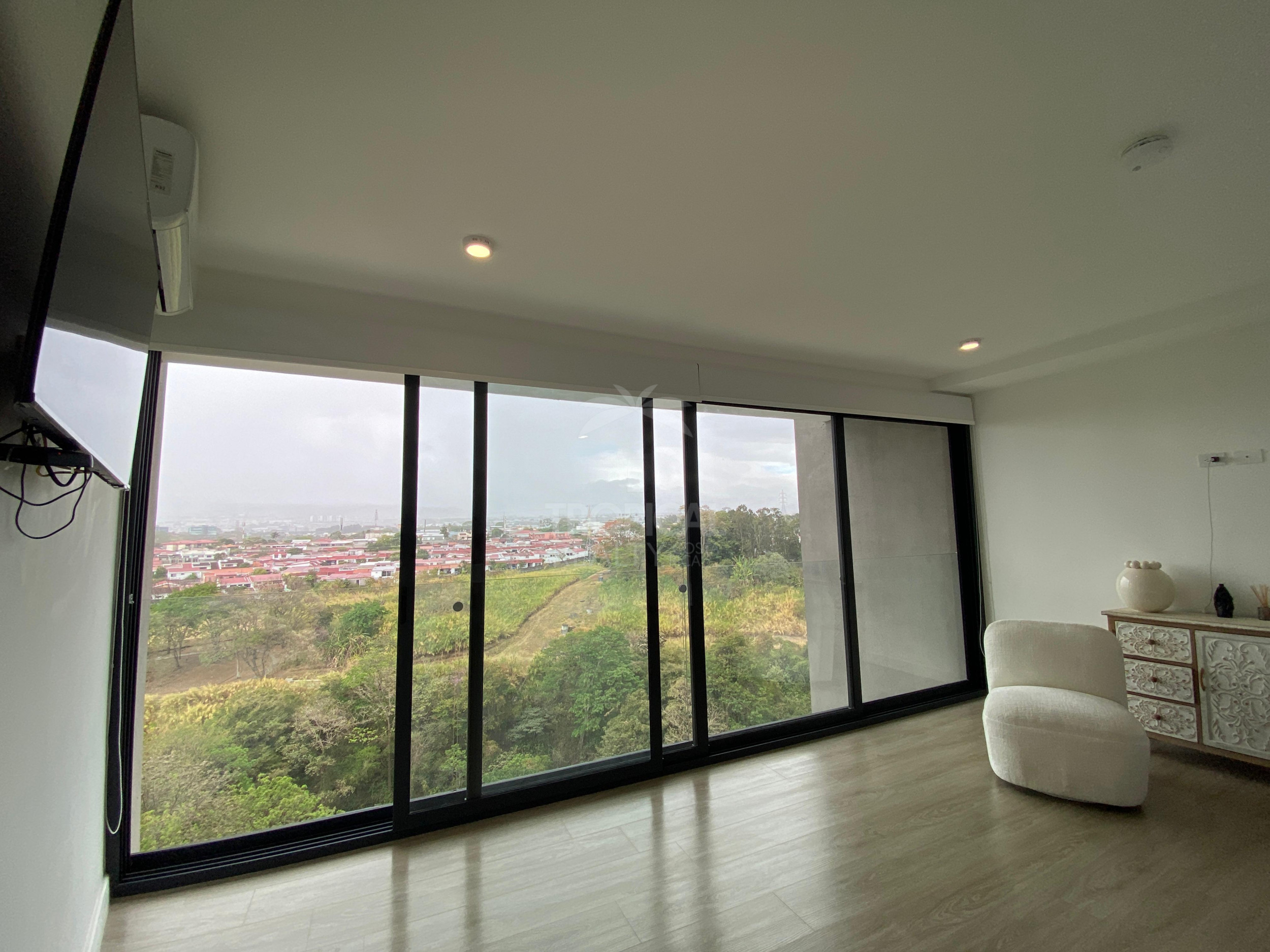 Modern Two-Level Apartment for Sale in Soho Paradisus – Rohrmoser