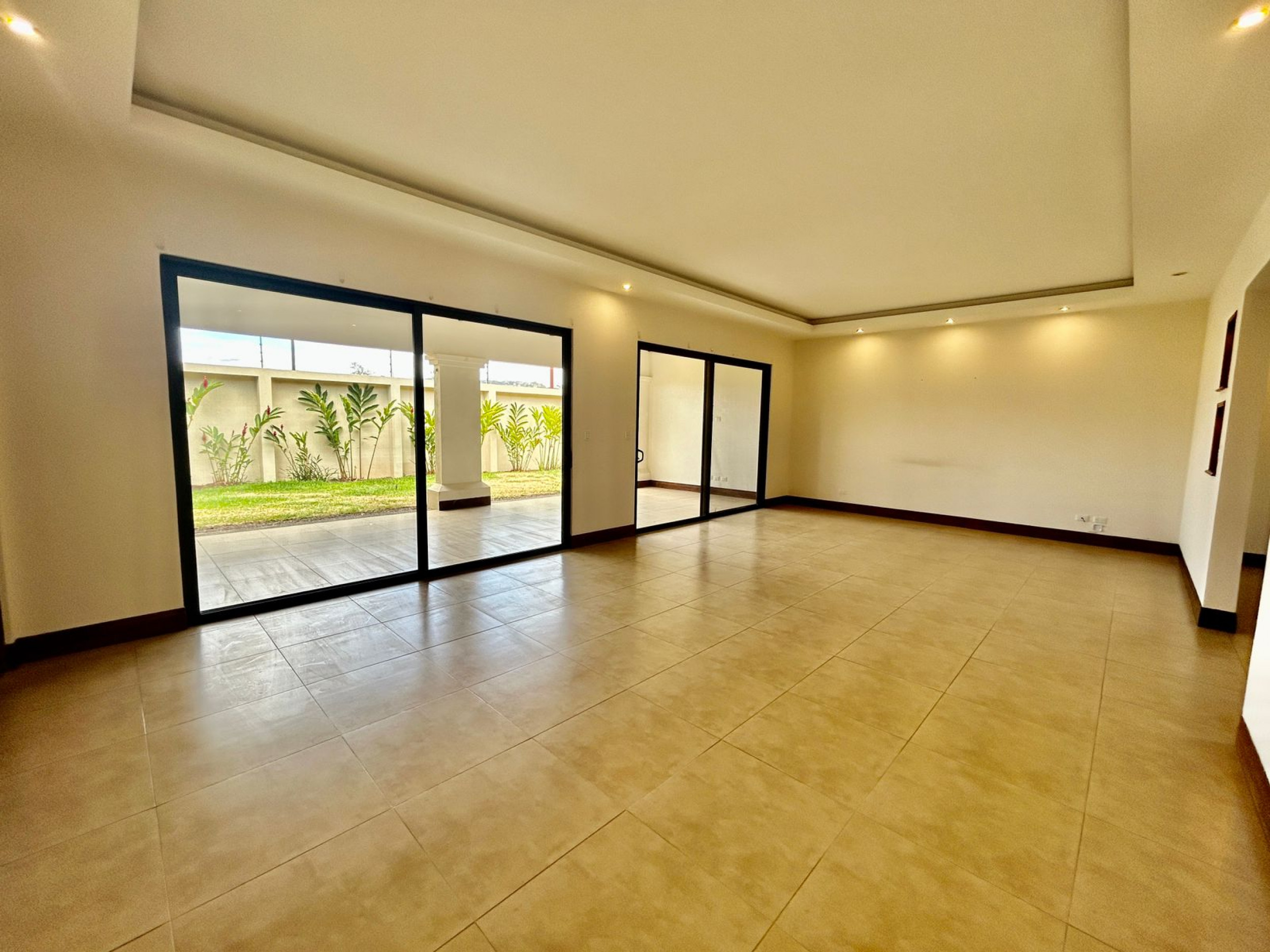 Charming Condo Home in Lindora, Santa Ana SOLD