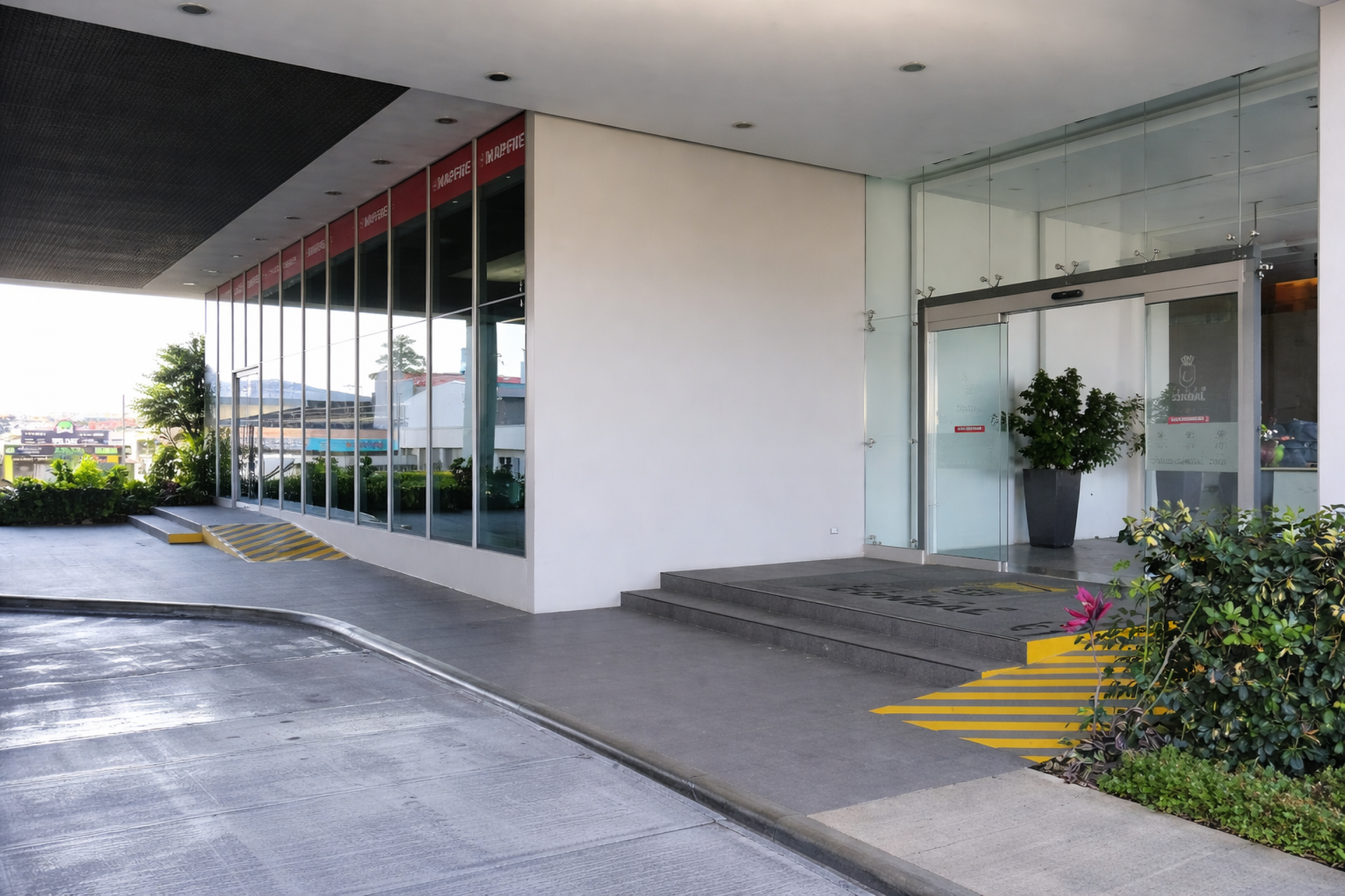 Corporate Office for Lease – Oficentro Condal, San Pedro | 1,007 m²