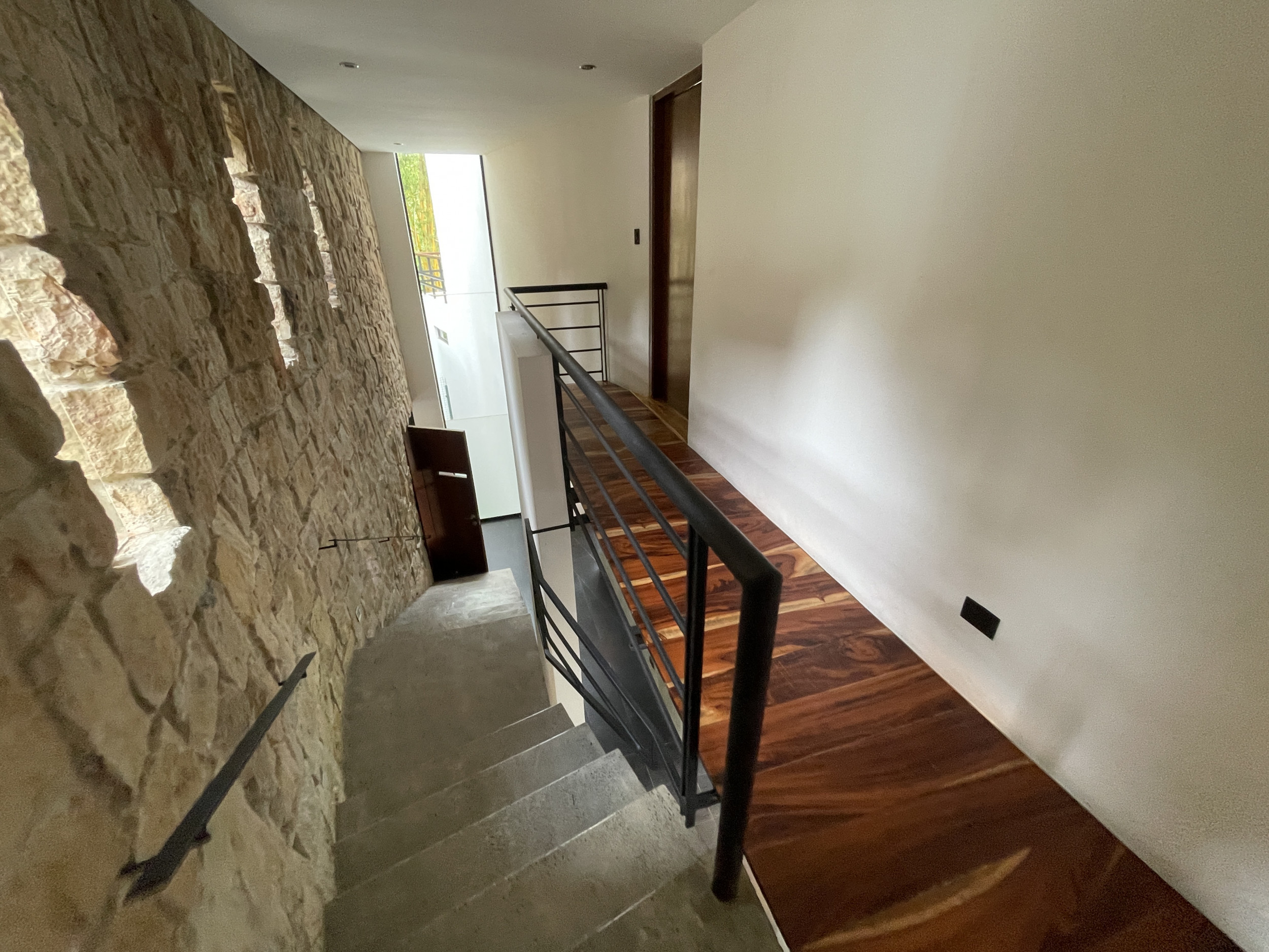 Villa Real Santa Ana: Stunning Contemporary Investment Property with Panoramic Views