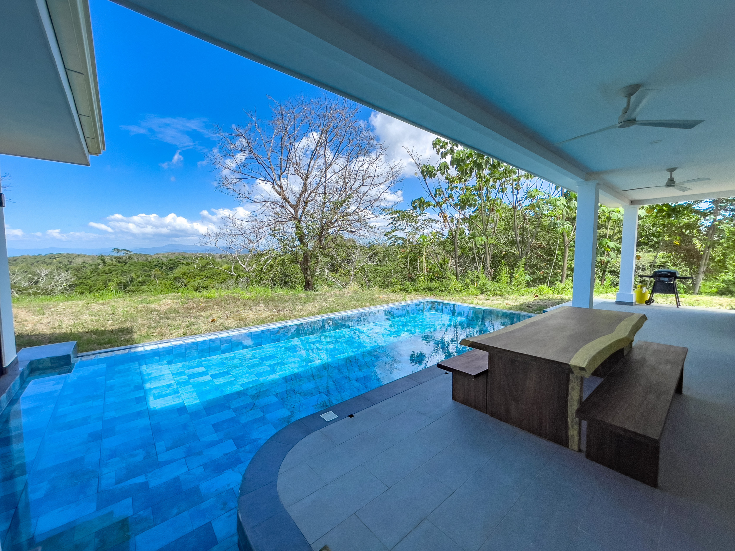 Exceptional Home with Ocean and Jungle Views – Just Minutes from Santa Teresa