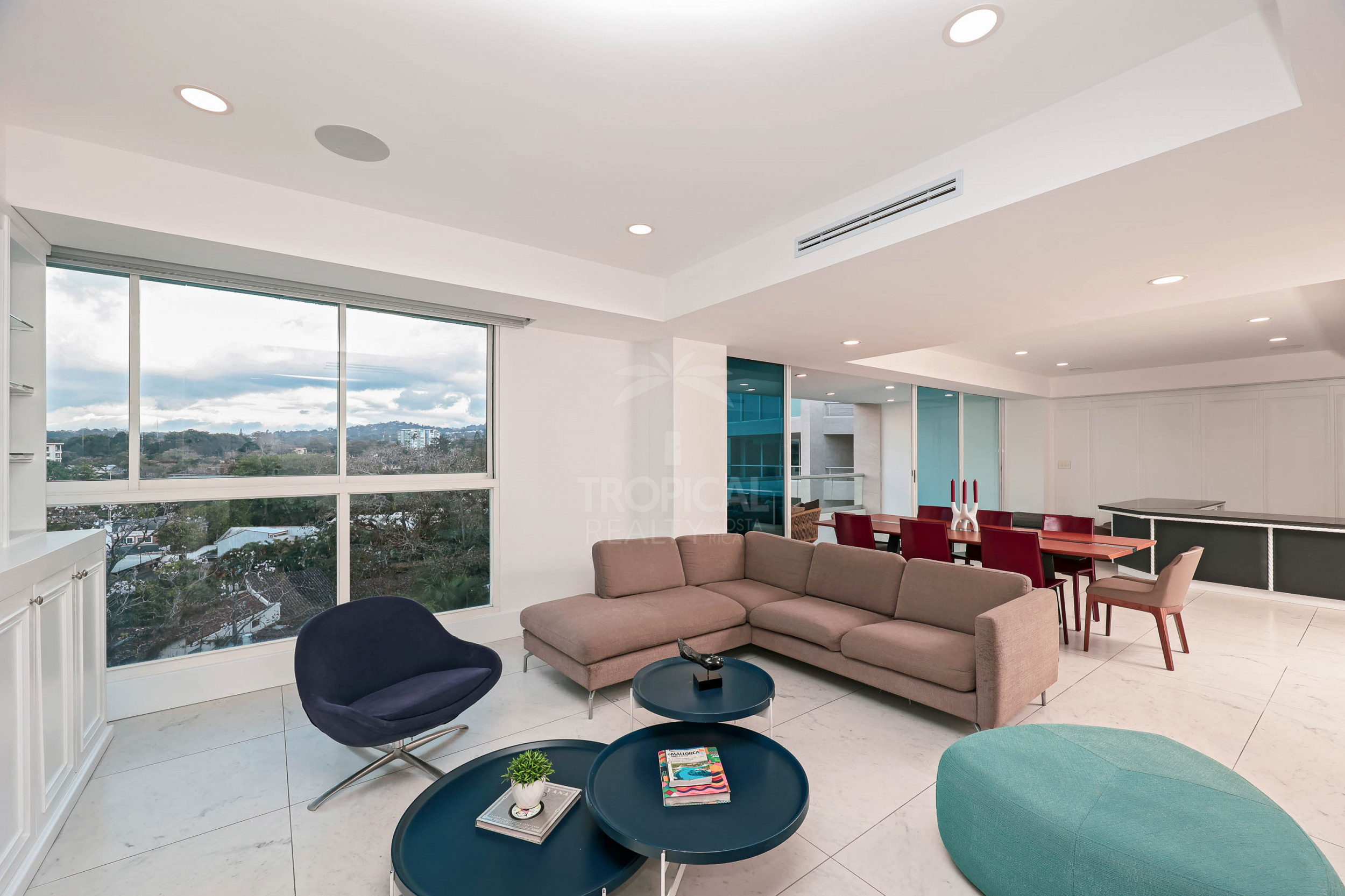 Luxury Penthouse for Sale in Escazú – Panoramic Terrace Near La Paco