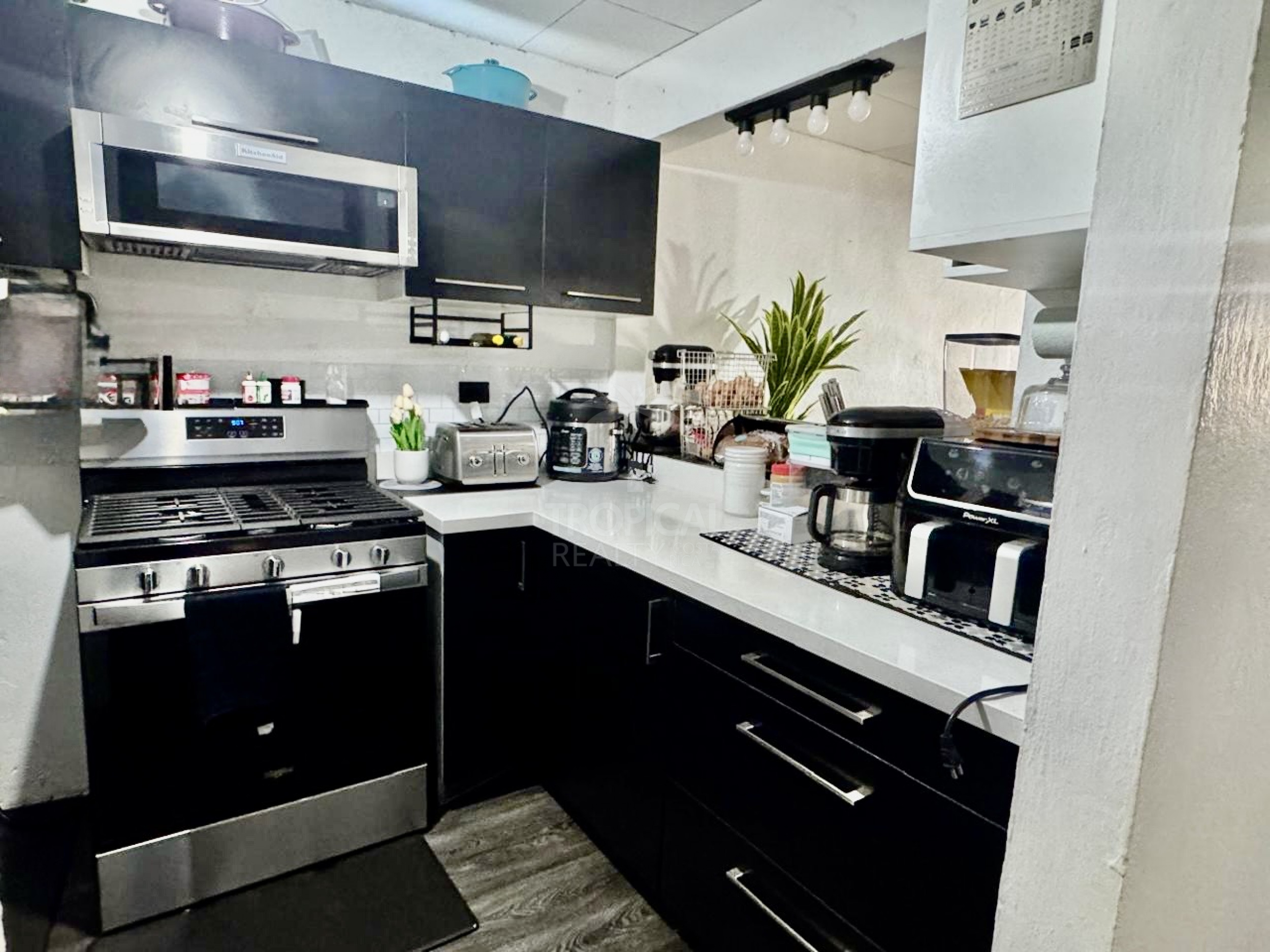 Smart Home for Sale in Ciudad Colón, Mora – Costa Rica | 608 m² Lot with Office & Deck