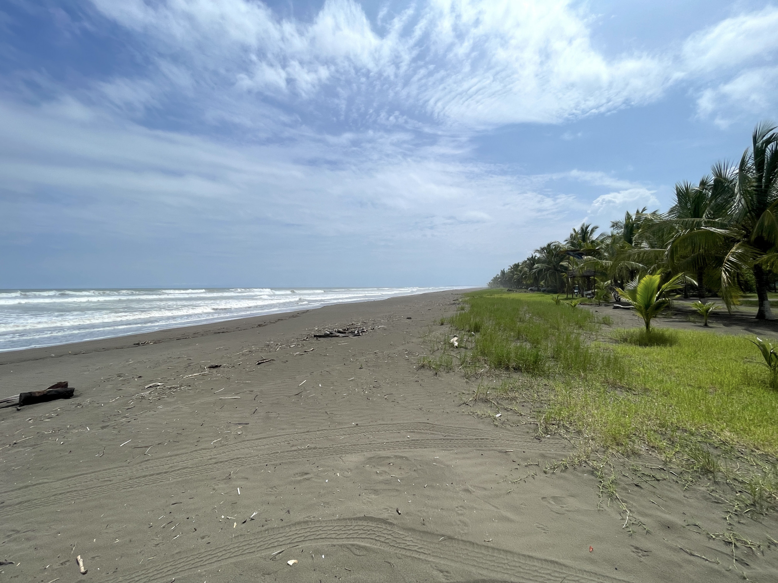 Modern Beach House for Sale Near Playa Palma, Parrita SOLD