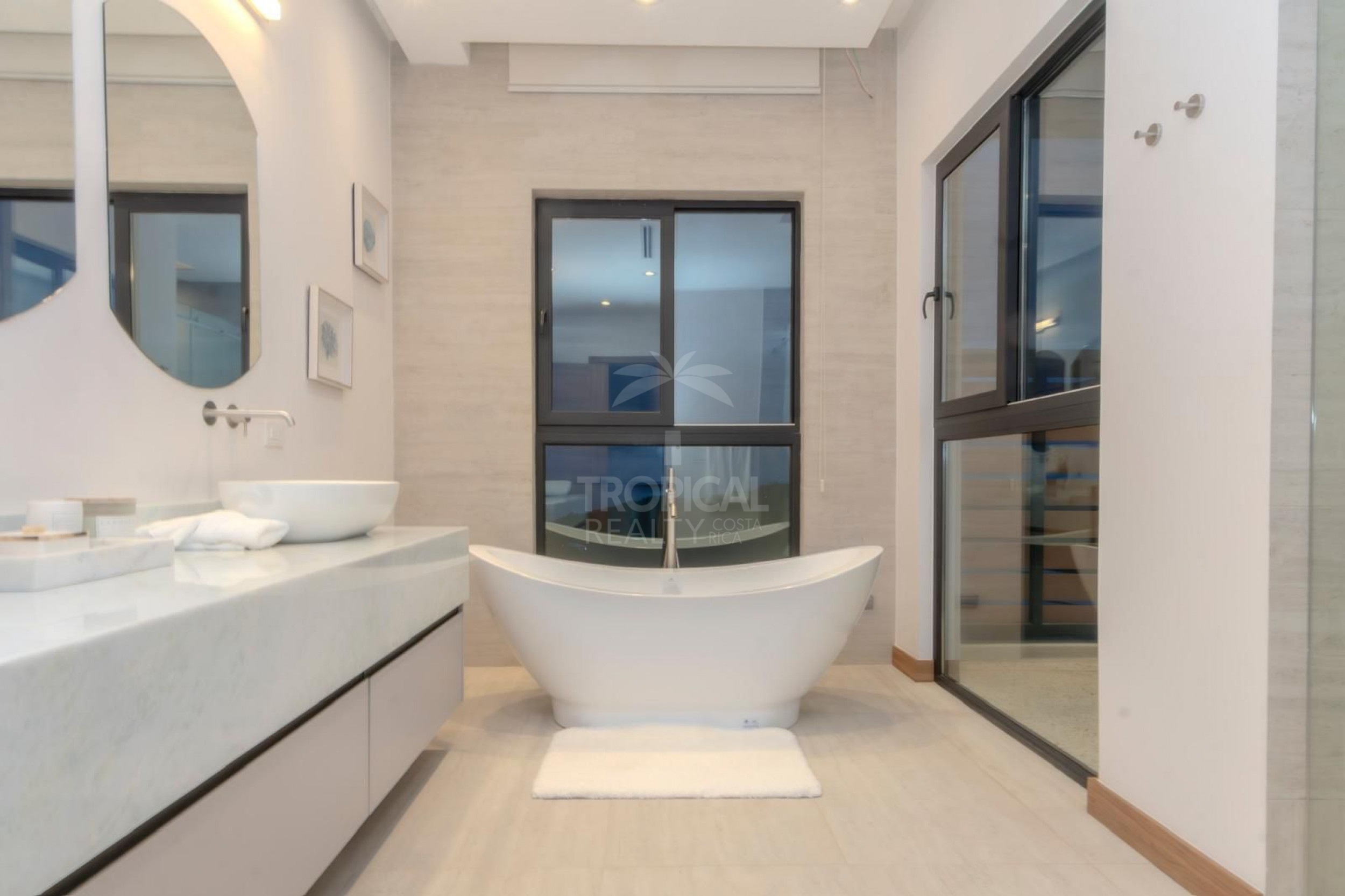 Exclusive 9-Bedroom Villa in Mar Vista Condominium | Ocean Views and Vacation Rental Potential