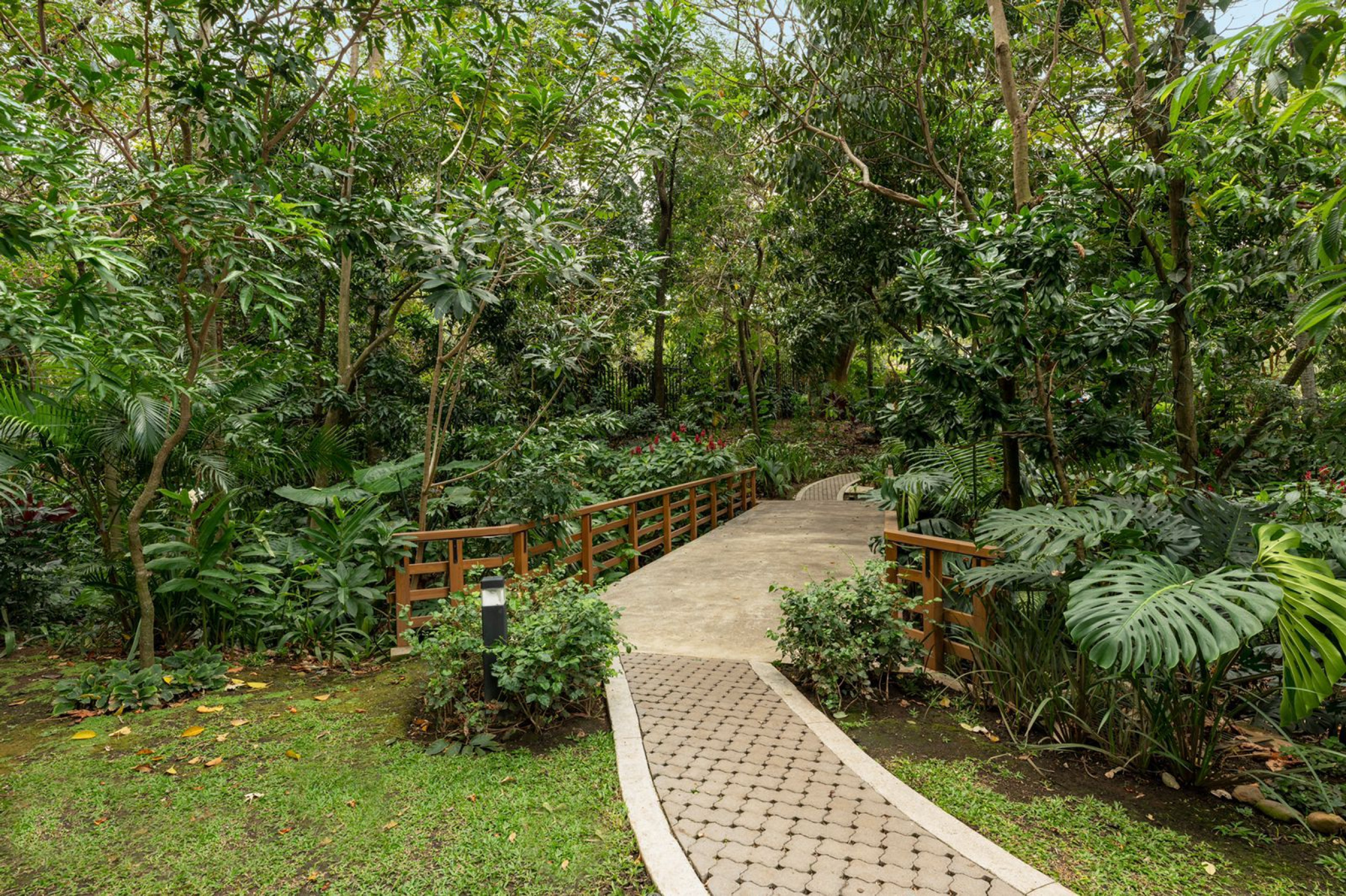 Luxury penthouse for sale in Guachipelin 203, Escazu