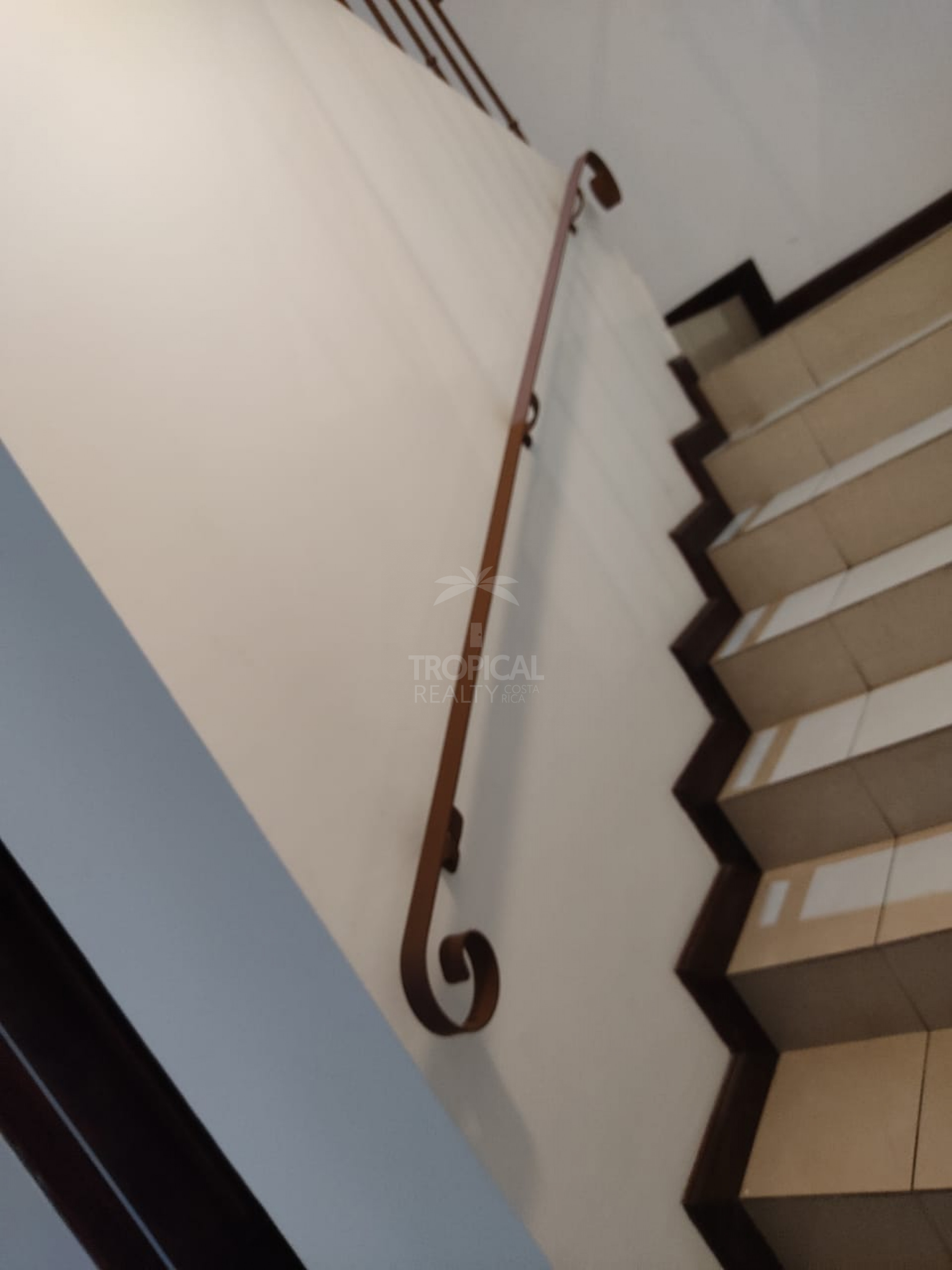 Spacious 4-Bedroom Home for Sale in Rohrmoser, San Jos