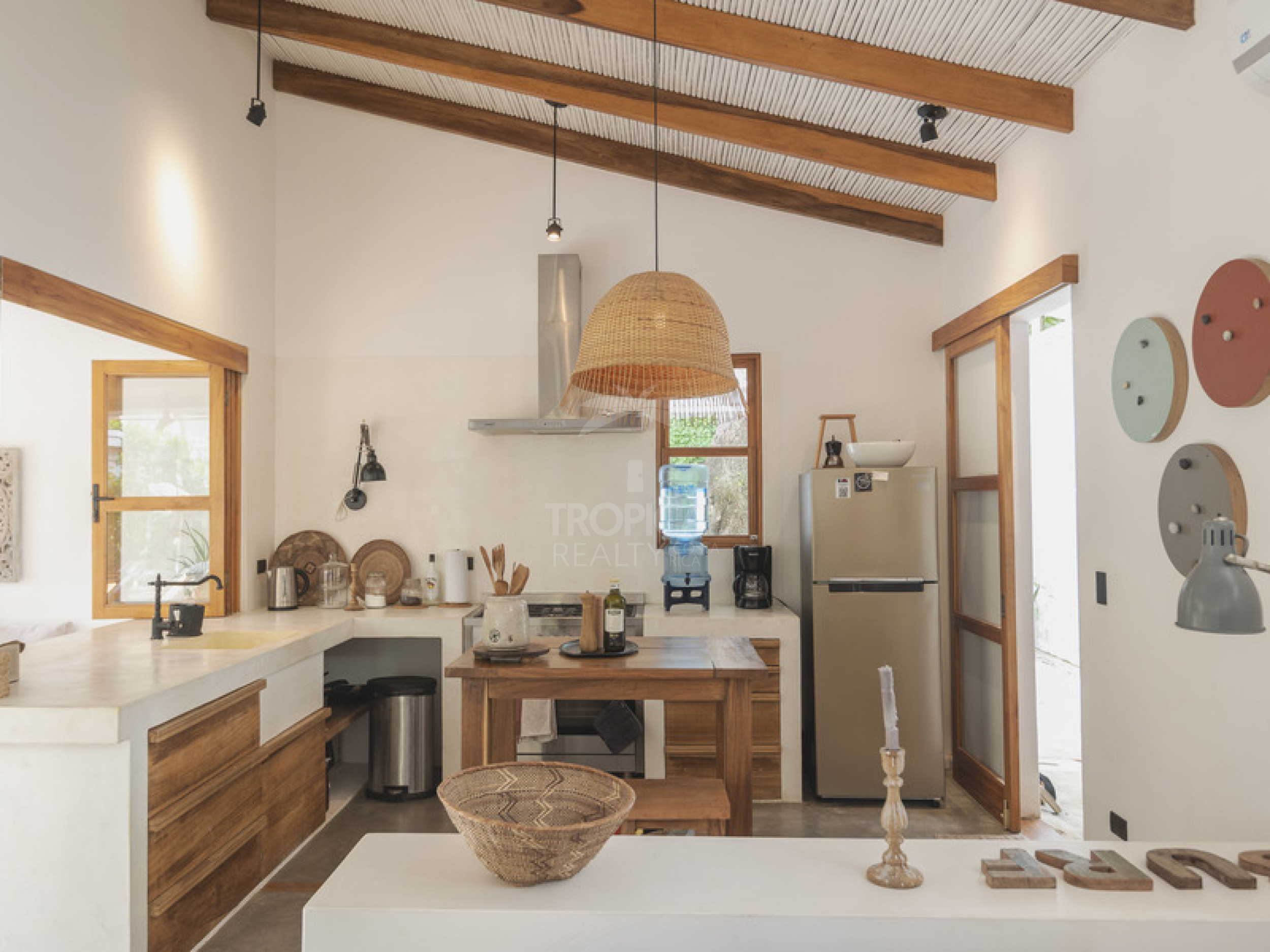 Modern beach home for Sale in Santa Teresa | Contemporary Design and Prime Location
