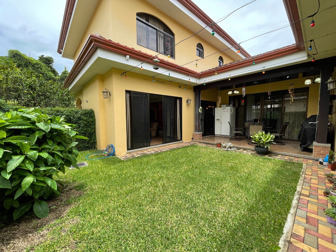 3-Bedroom Residence with Elegant Details in Prime Heredia Location