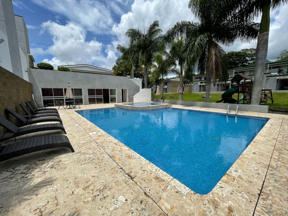 Modern Elegance: Contemporary House for Sale or Rent in Escazú Condominium