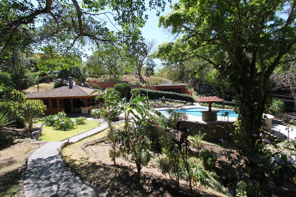 Exclusive Property with Two Houses in Gated Community: Brasil de Mora, Ciudad Colón