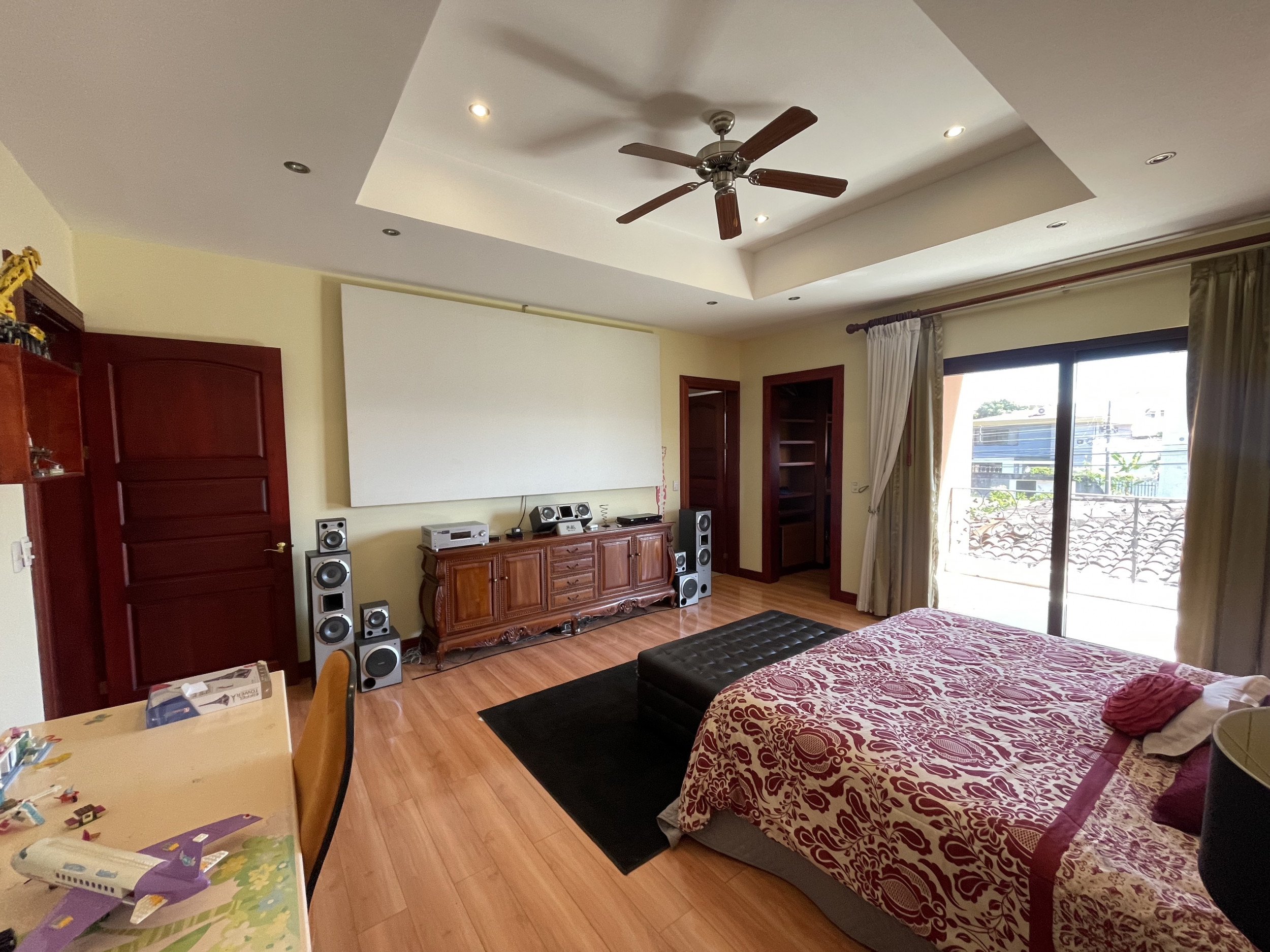 Elegant home for sale, Bosque de Doña Rosa, Cariari, Belen