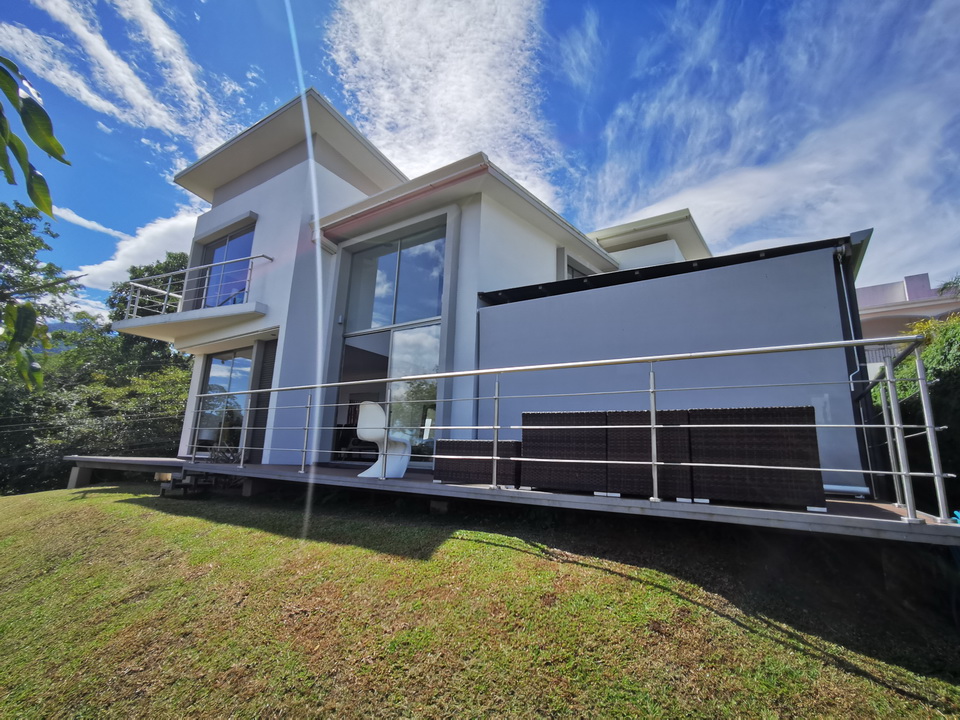 Spectacular Views and Modern Elegance: Impeccable Residence in San Antonio de Escazú SOLD