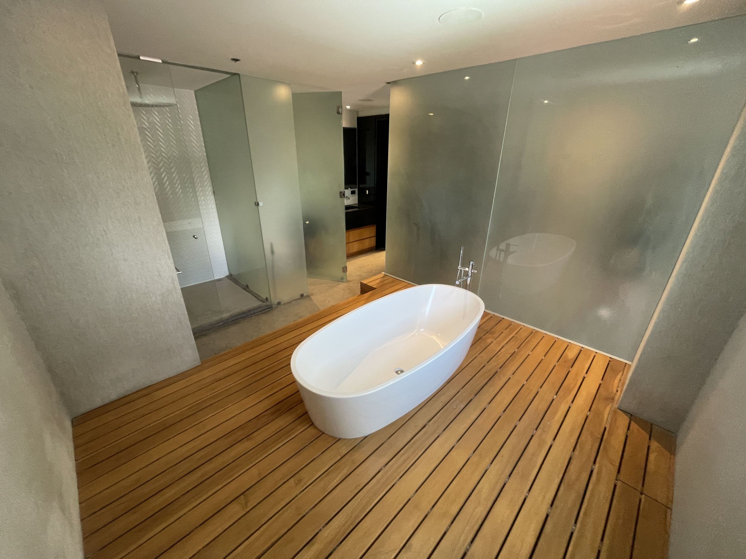 Modern Luxury Condominiums with Mountain and Country Club Views in Escazú