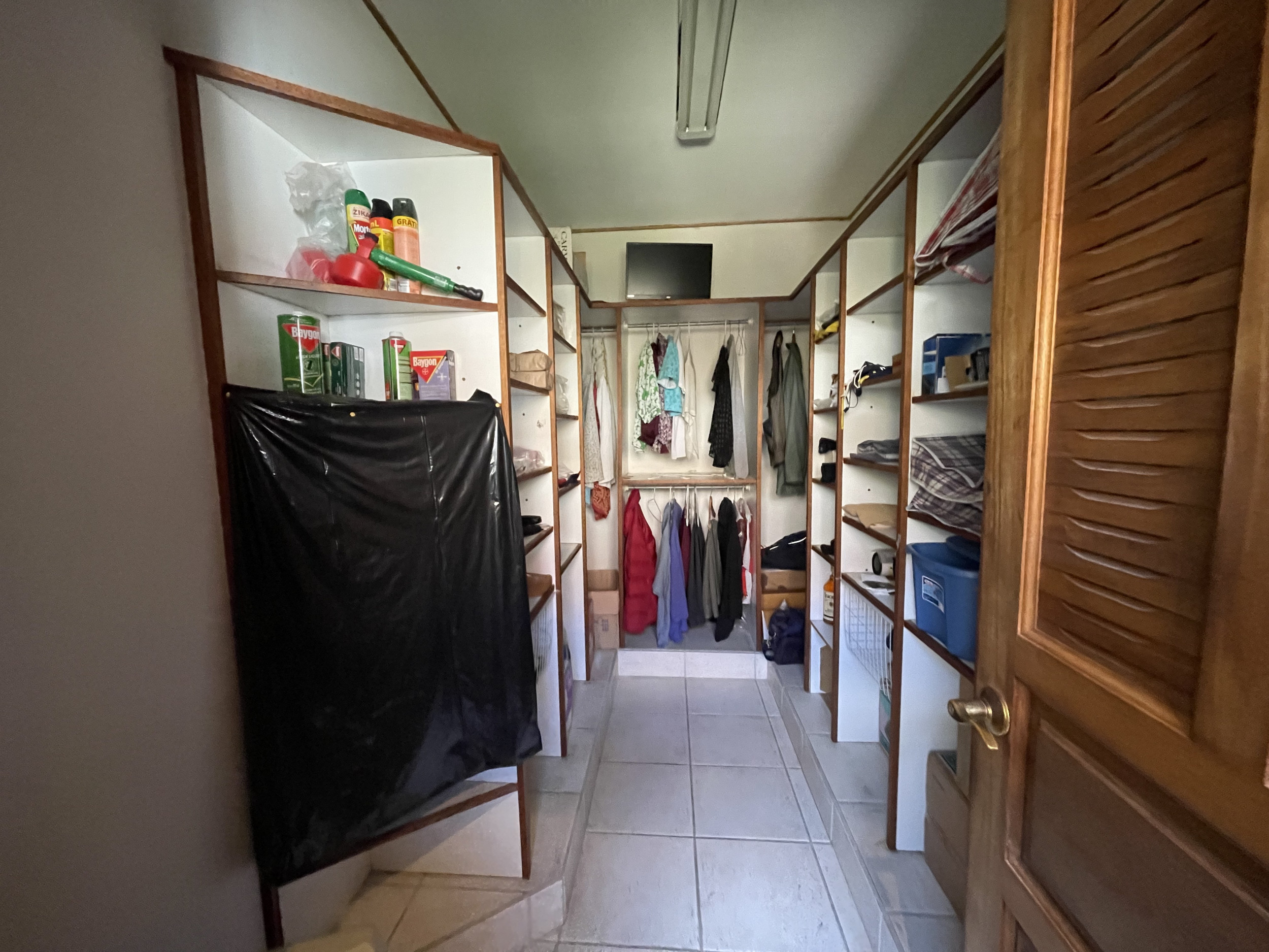 Panoramic Elegance in Guachipelín: Stunning Townhouse with Views and Community Amenities SOLD