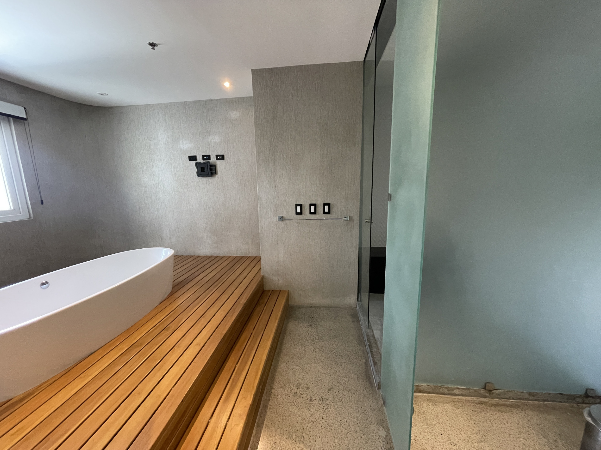 Modern Luxury Condominiums with Mountain and Country Club Views in Escazú