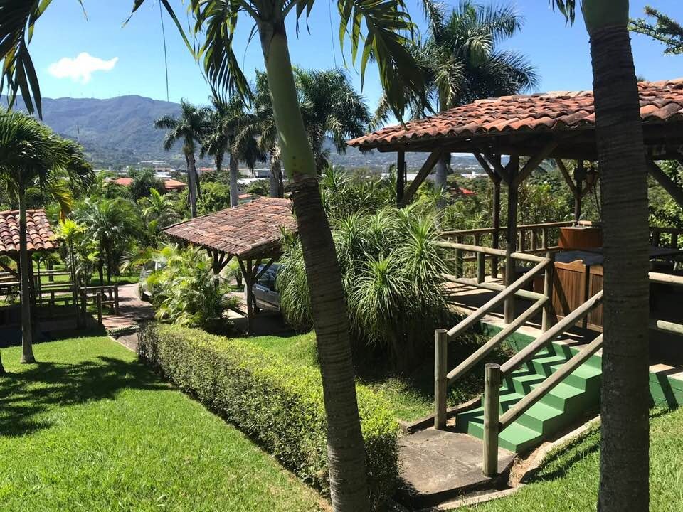 Country House in Pozos, Santa Ana