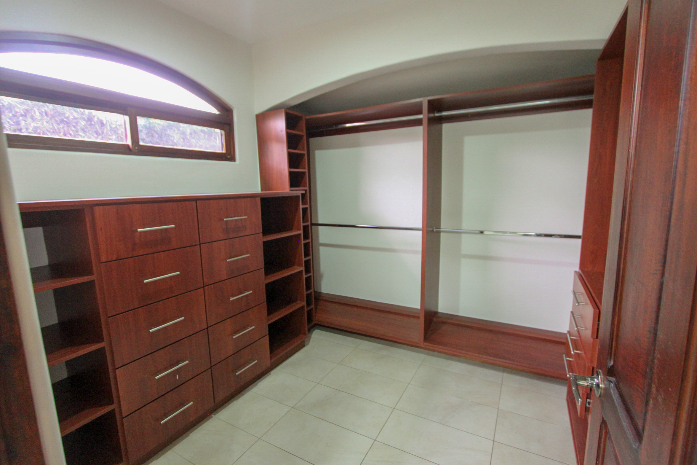 House in Bosques De Lindora SOLD