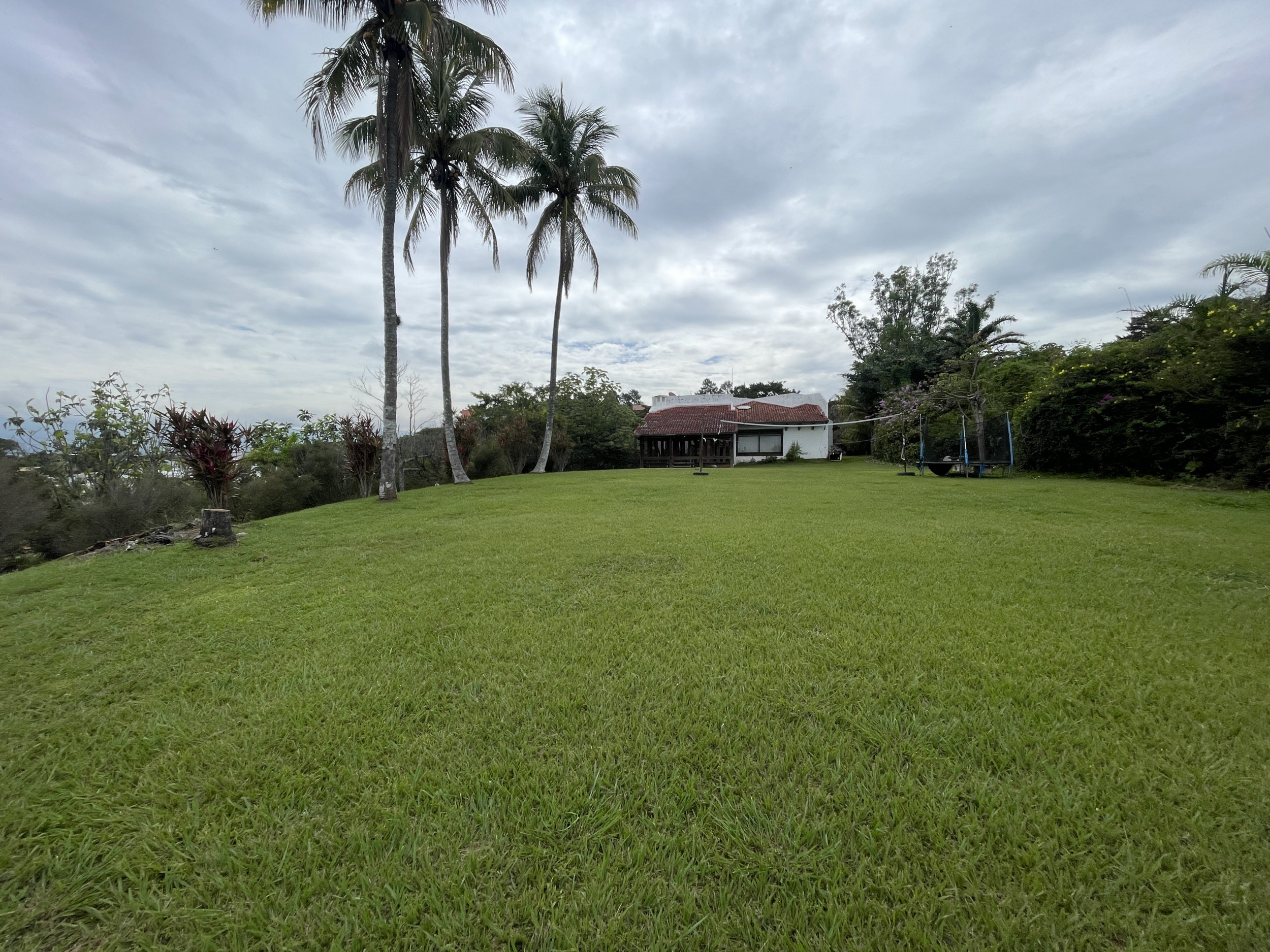 Guachipelin Escazú Fixer Upper home with views to the mountains SOLD
