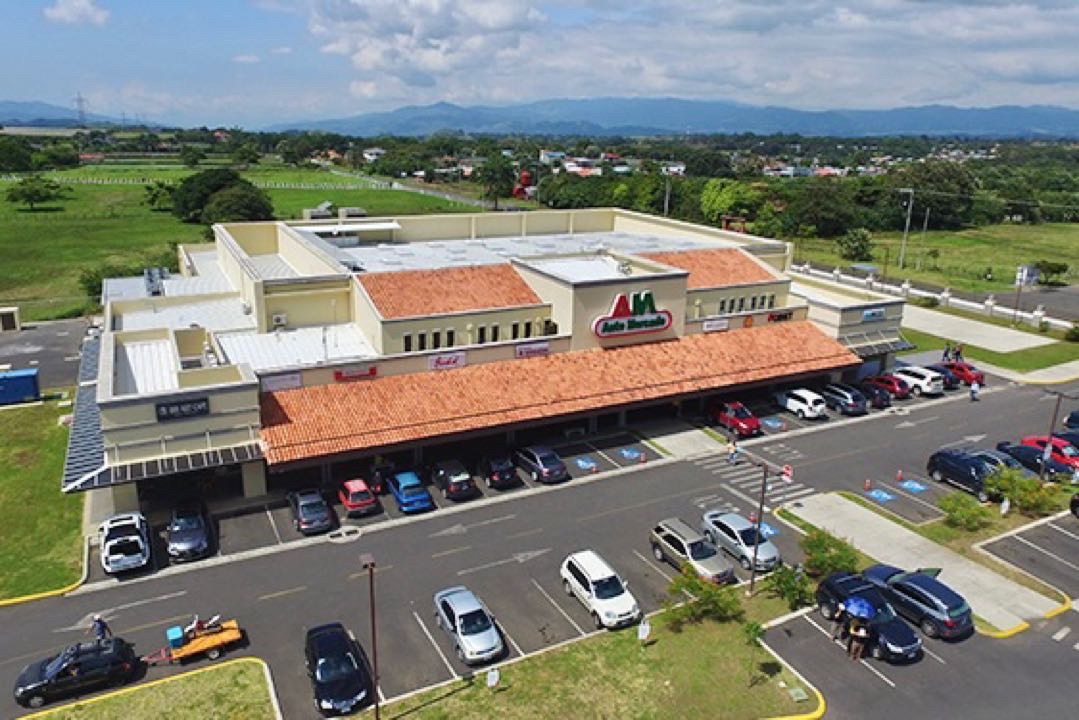 Luxurious Living at Residencial Los Reyes: Modern Single-Story Home SOLD