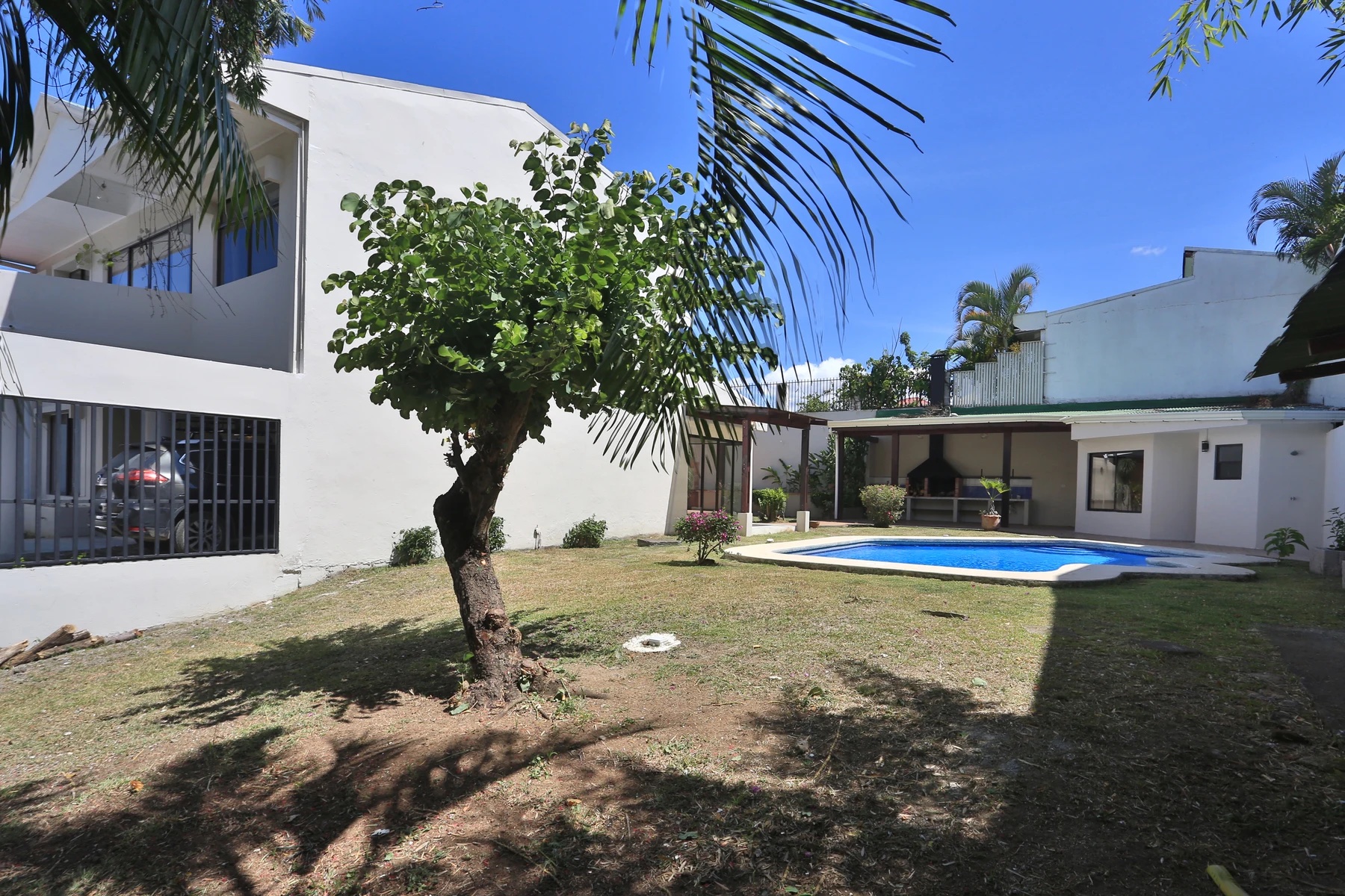 SOLD Escazu, Trejos Montealegre house for sale with pool, Escazu (canton), San José