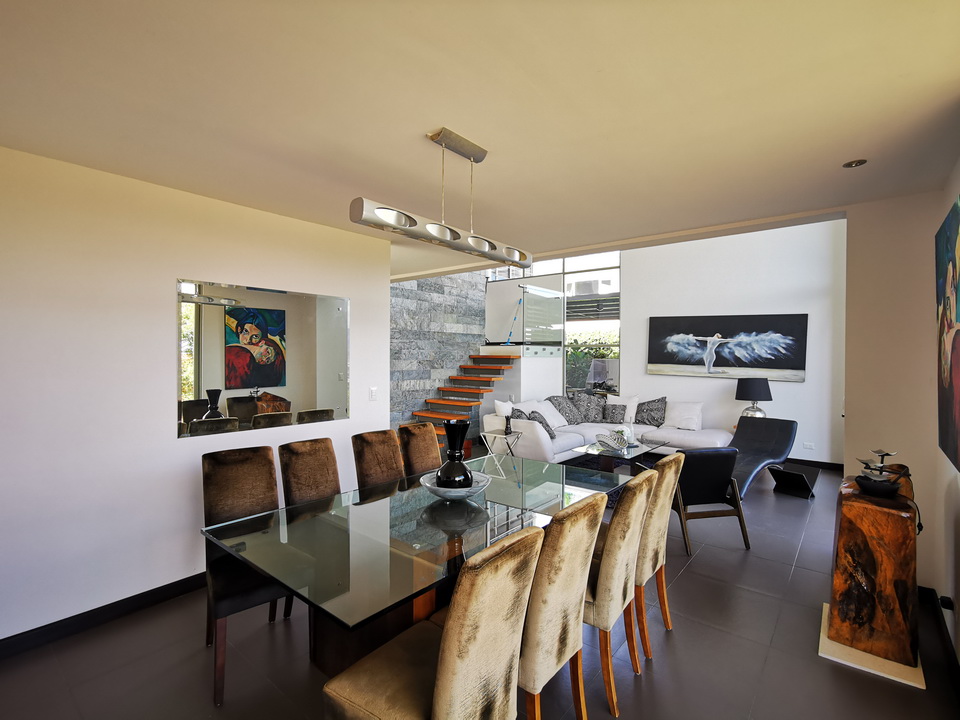 Spectacular Views and Modern Elegance: Impeccable Residence in San Antonio de Escazú SOLD