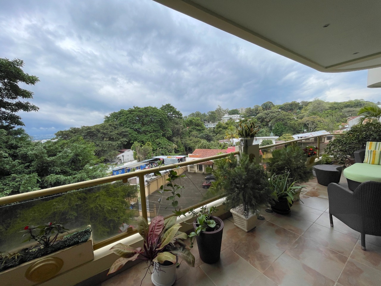 SOLD Breathtaking Views and Modern Luxury: Contemporary Living in Escazú's Fourth-Floor Oasis