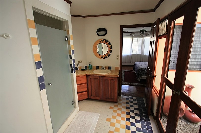 One story house for sale in gated community Santa Ana SOLD