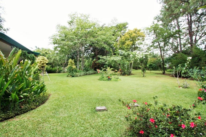 House for sale Santa Ana, in private gated community, Santa Ana, San José