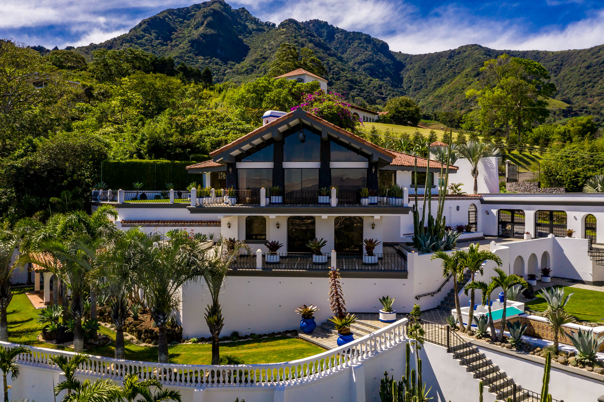 Mansion for sale Escazu, property with 2 houses