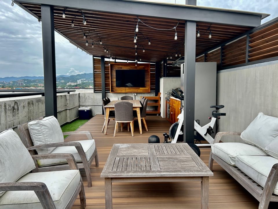 Luxury penthouse for sale in Guachipelin 203, Escazu