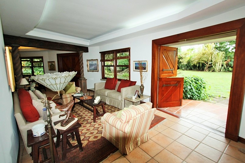 House for sale Santa Ana, in private gated community, Santa Ana, San José