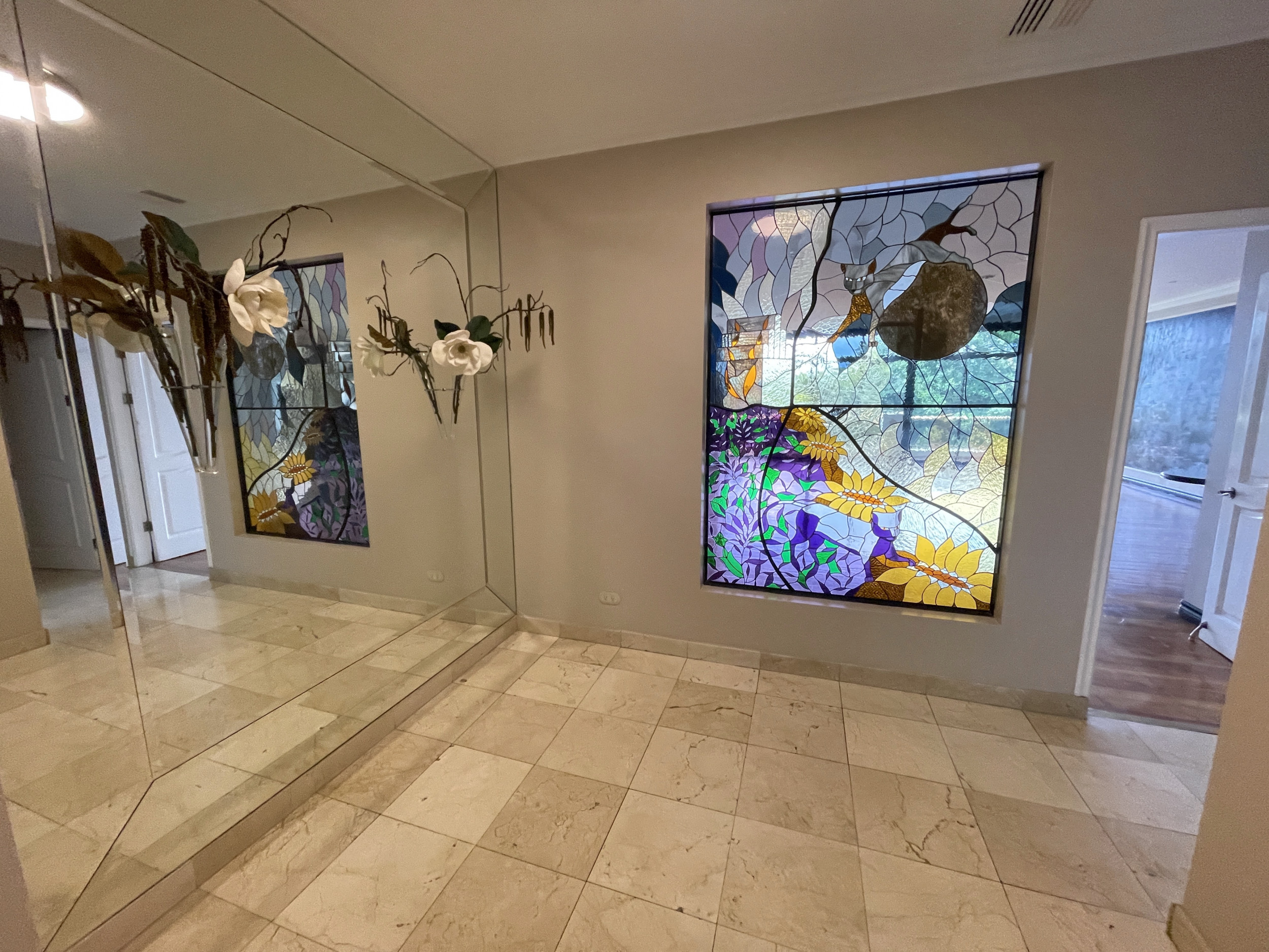 SOLD Breathtaking Views and Modern Luxury: Contemporary Living in Escazú's Fourth-Floor Oasis