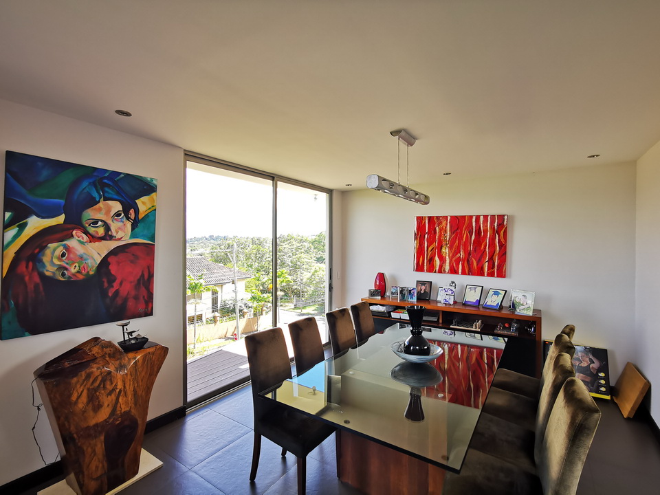 Spectacular Views and Modern Elegance: Impeccable Residence in San Antonio de Escazú SOLD
