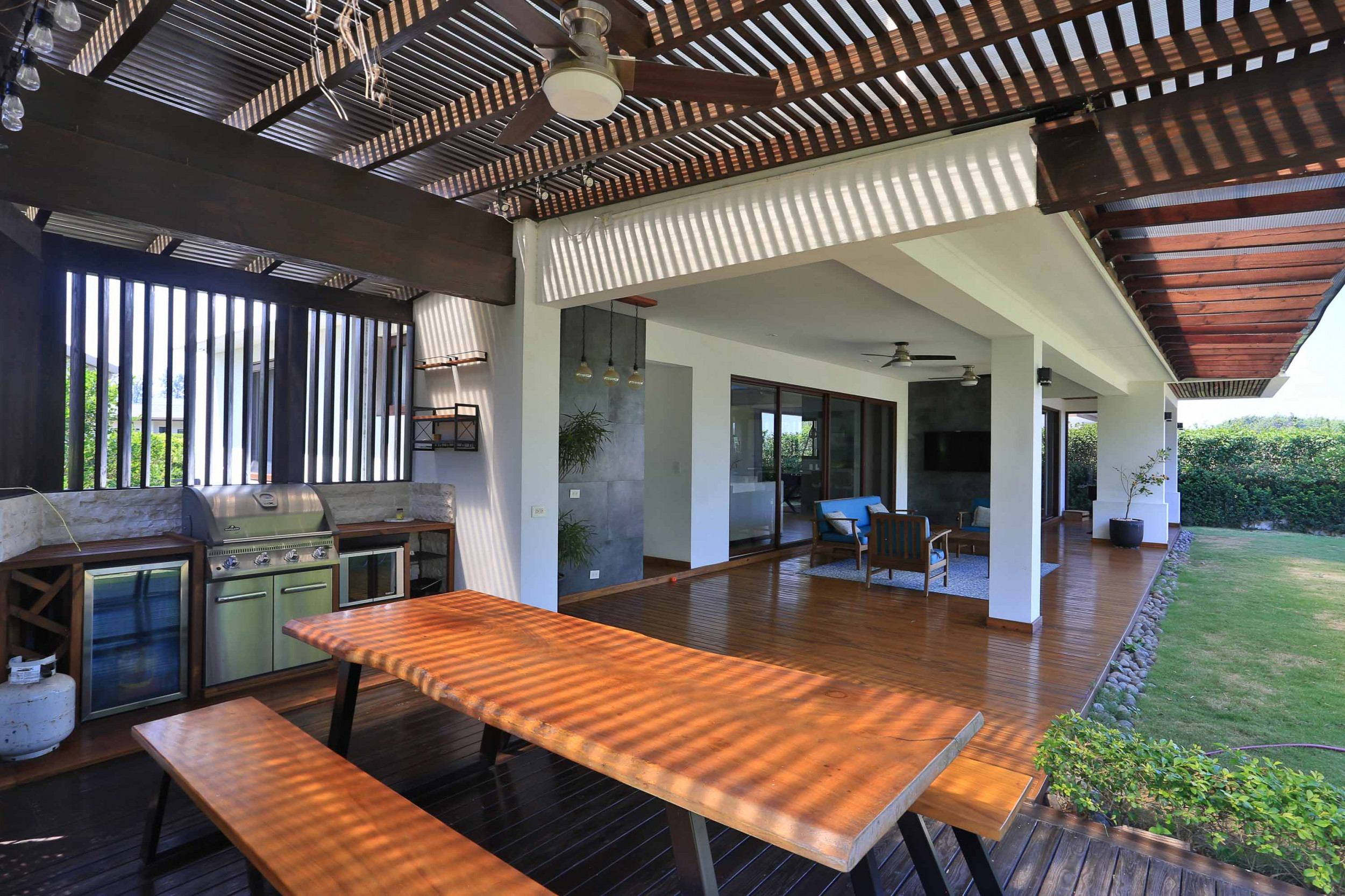 Contemporary House in Los Reyes, la Guacima for sale *SOLD*