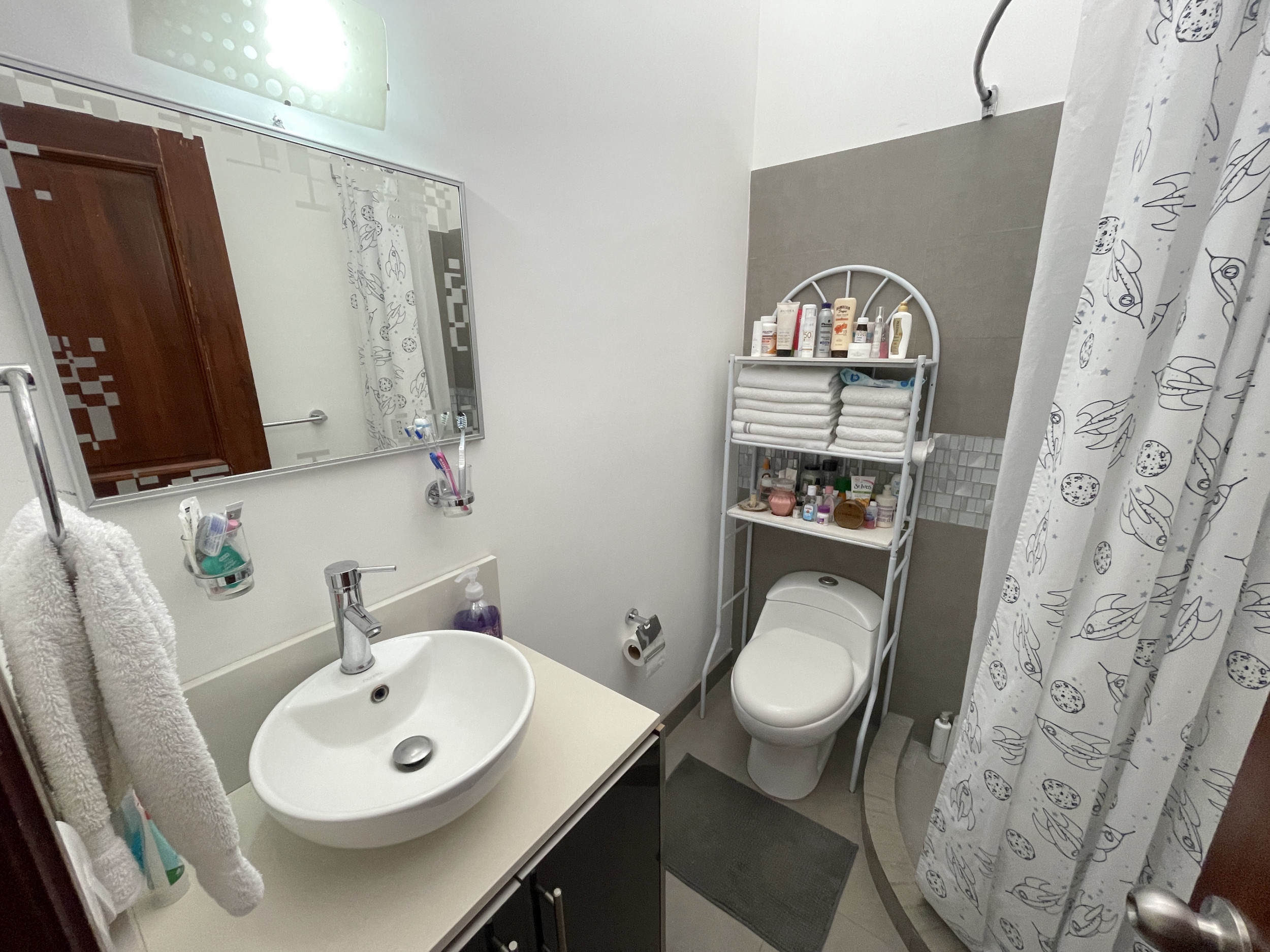 Charming Home in Gated Community: Ideal Living in Escazú's Trejos Montealegre SOLD
